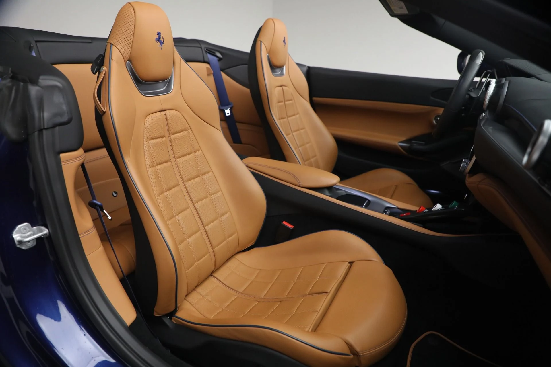 mph017_3924129001_Used_2020_Ferrari_Portofino_1775654486_f7552d7a79