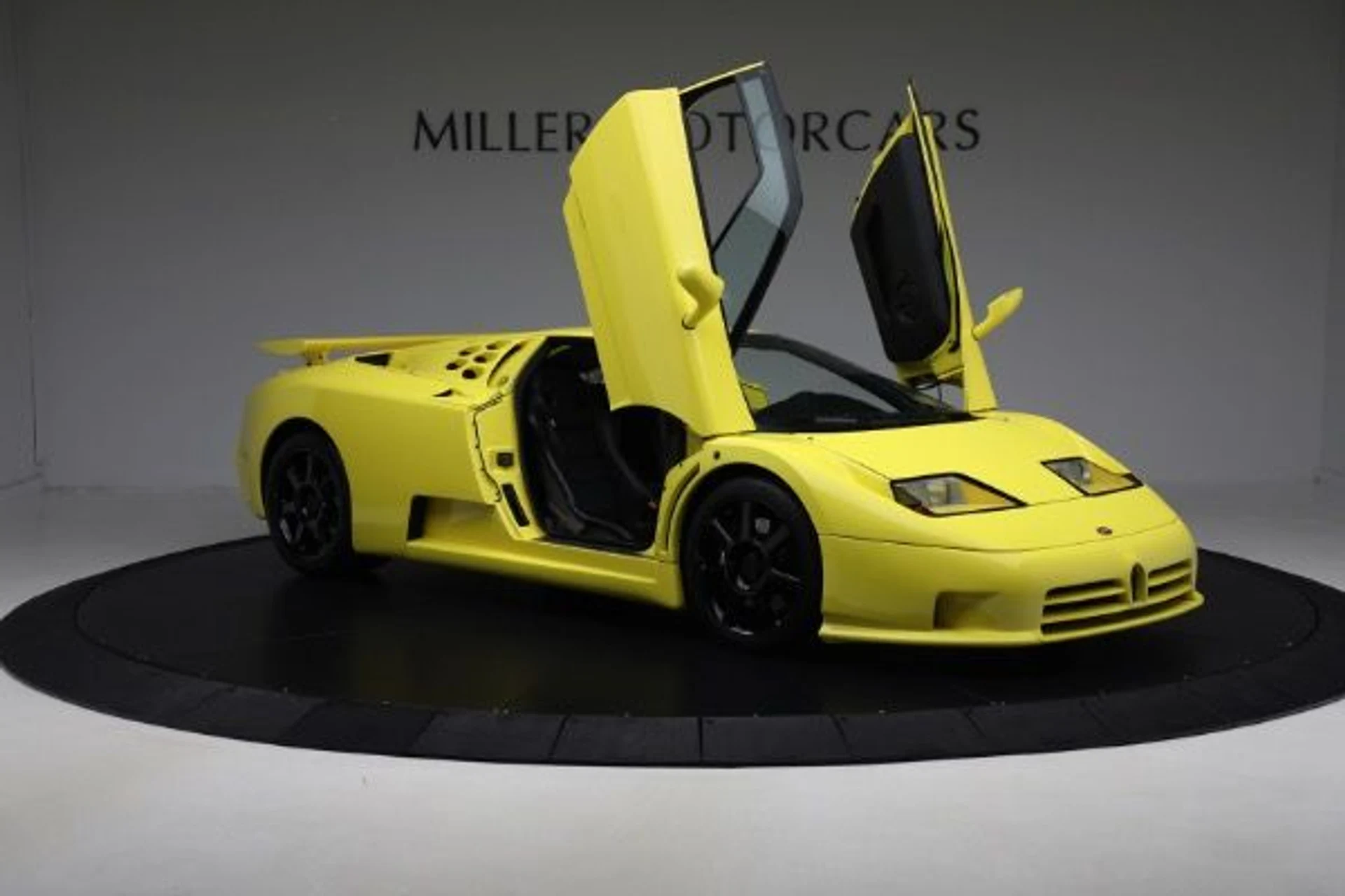 mph017_3926595279_Used_1994_Bugatti_EB_110_Super_Sport_46fa6b0eab