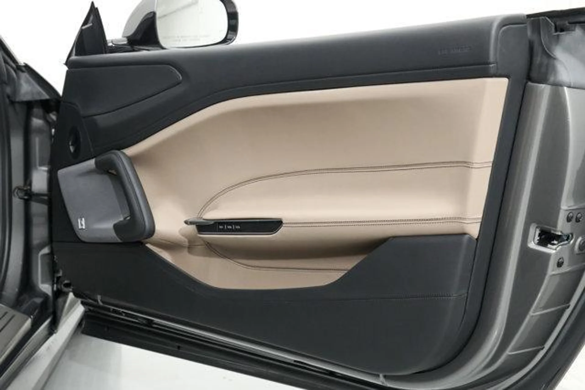 mph017_3927134776_ocy_Kc_S_Iwqdvcw_Lt_O_RC_Vv_M_P7_Xg_6c259497dc