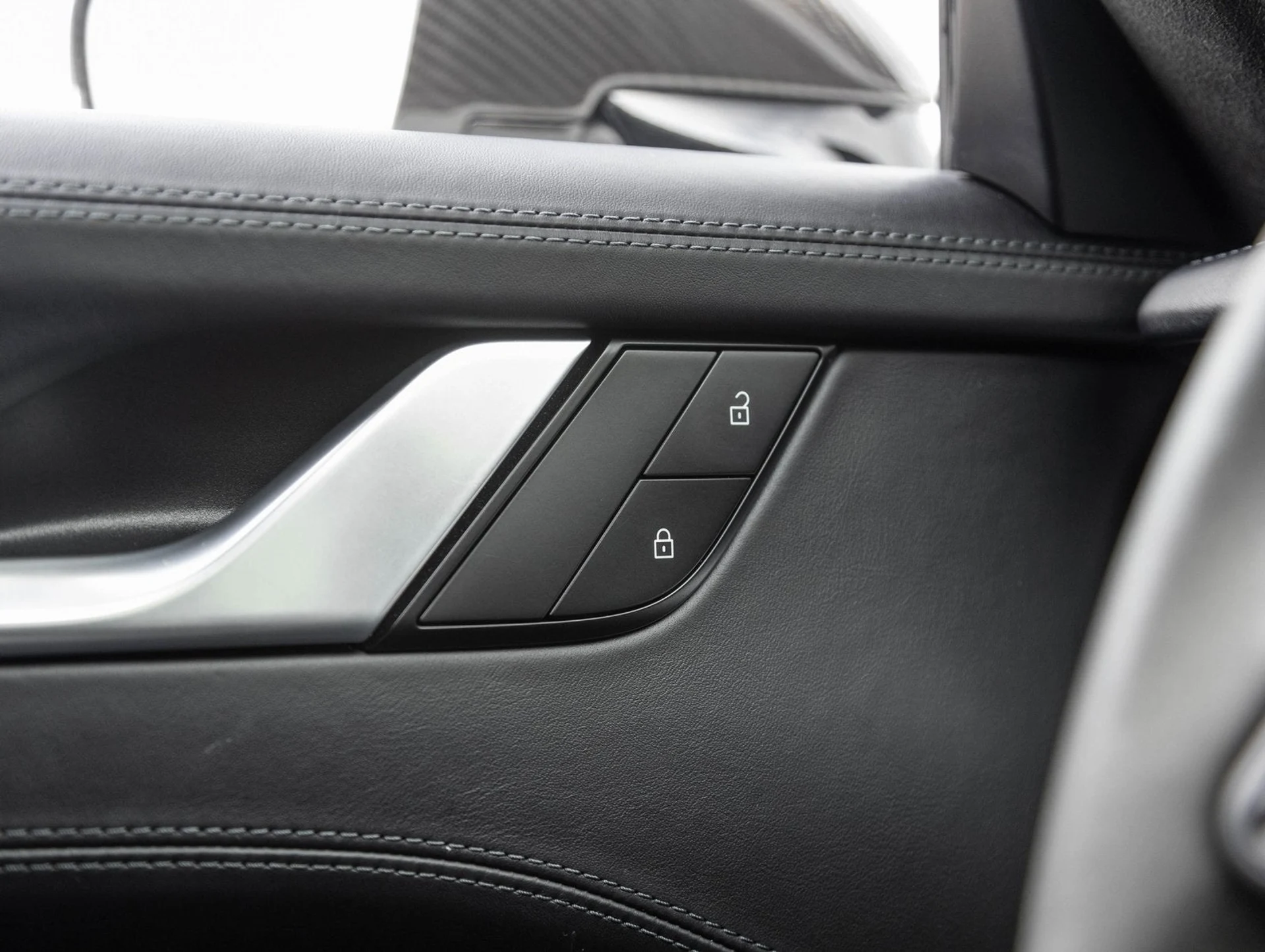 mph017_3936615769_18_af228e8aa6