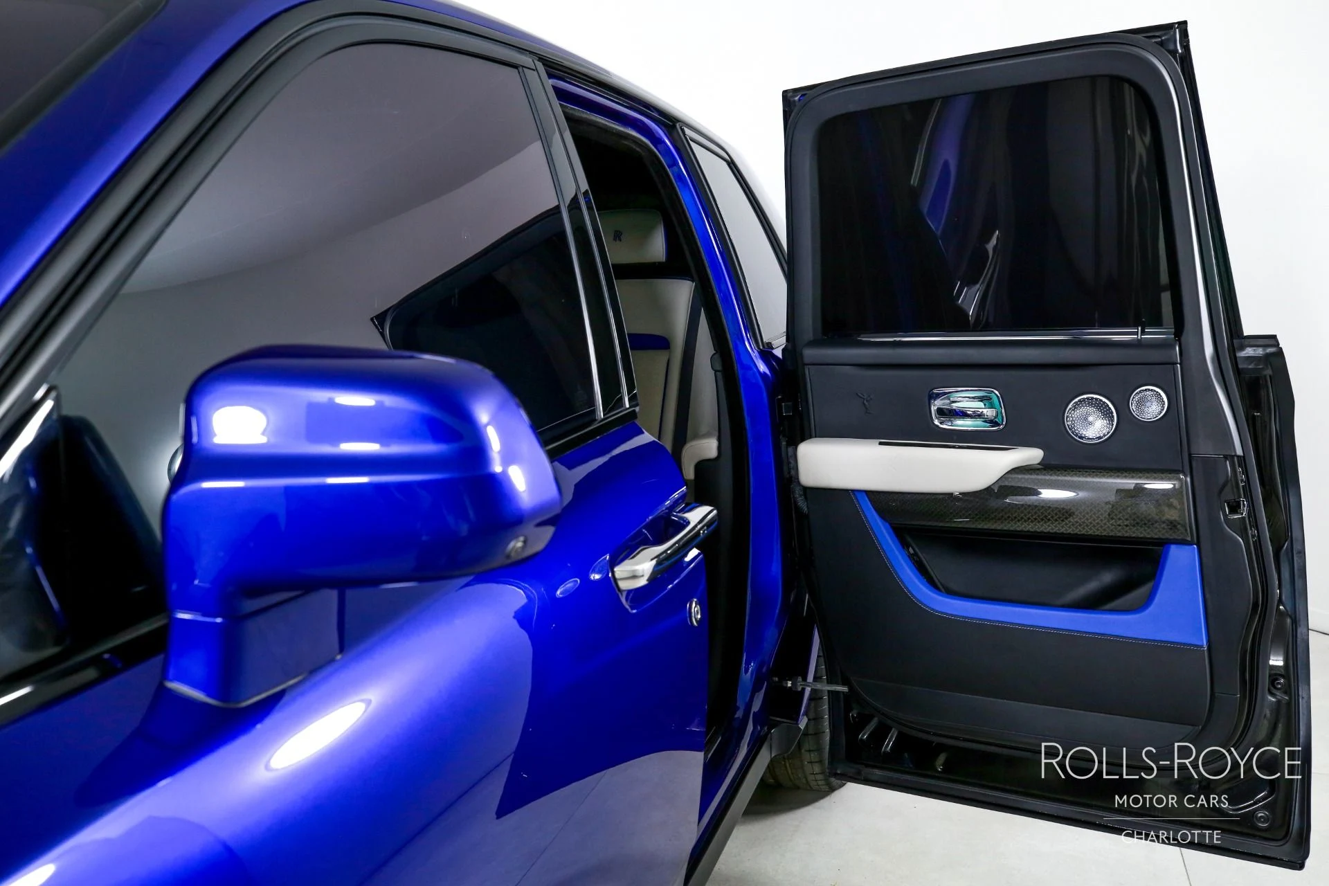 mph017_3938453104_Used_2021_Rolls_Royce_Black_Badge_Cullinan_1768490546_9406d7aaaf