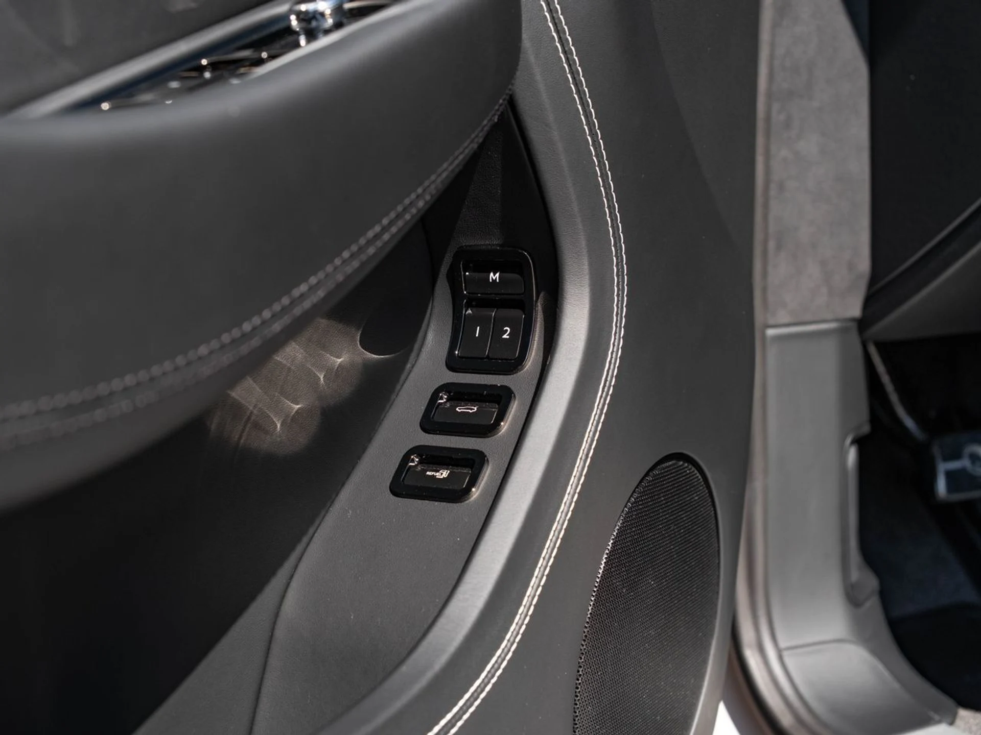 mph017_3939080317_6a54e3bed6b44906a7de681f042232dax_2bc22e317d