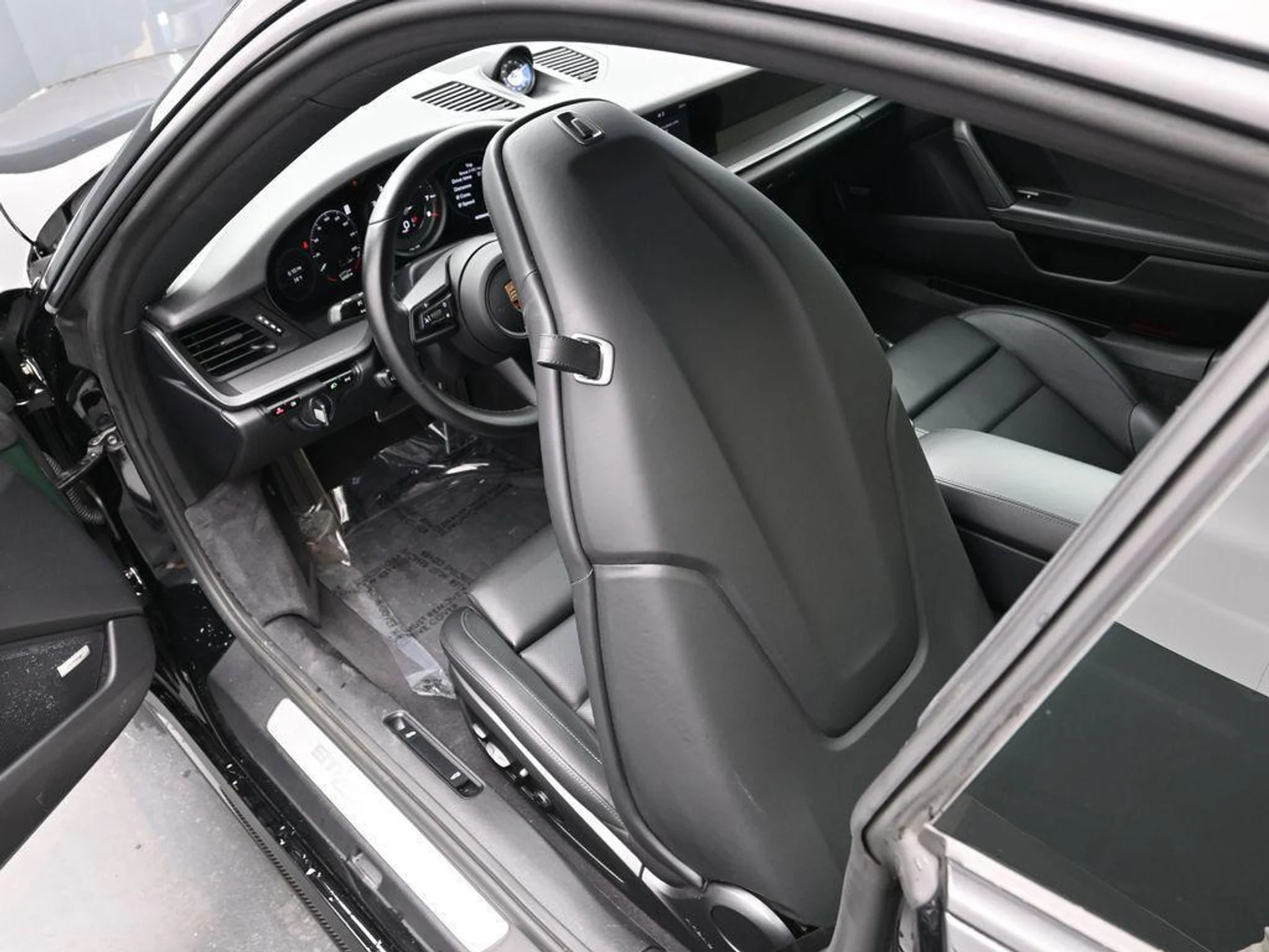 mph017_3939385128_Cn6o_H5_Schide_Vkj_Ai_XX_Ukxzimjc_9b6e31a67a