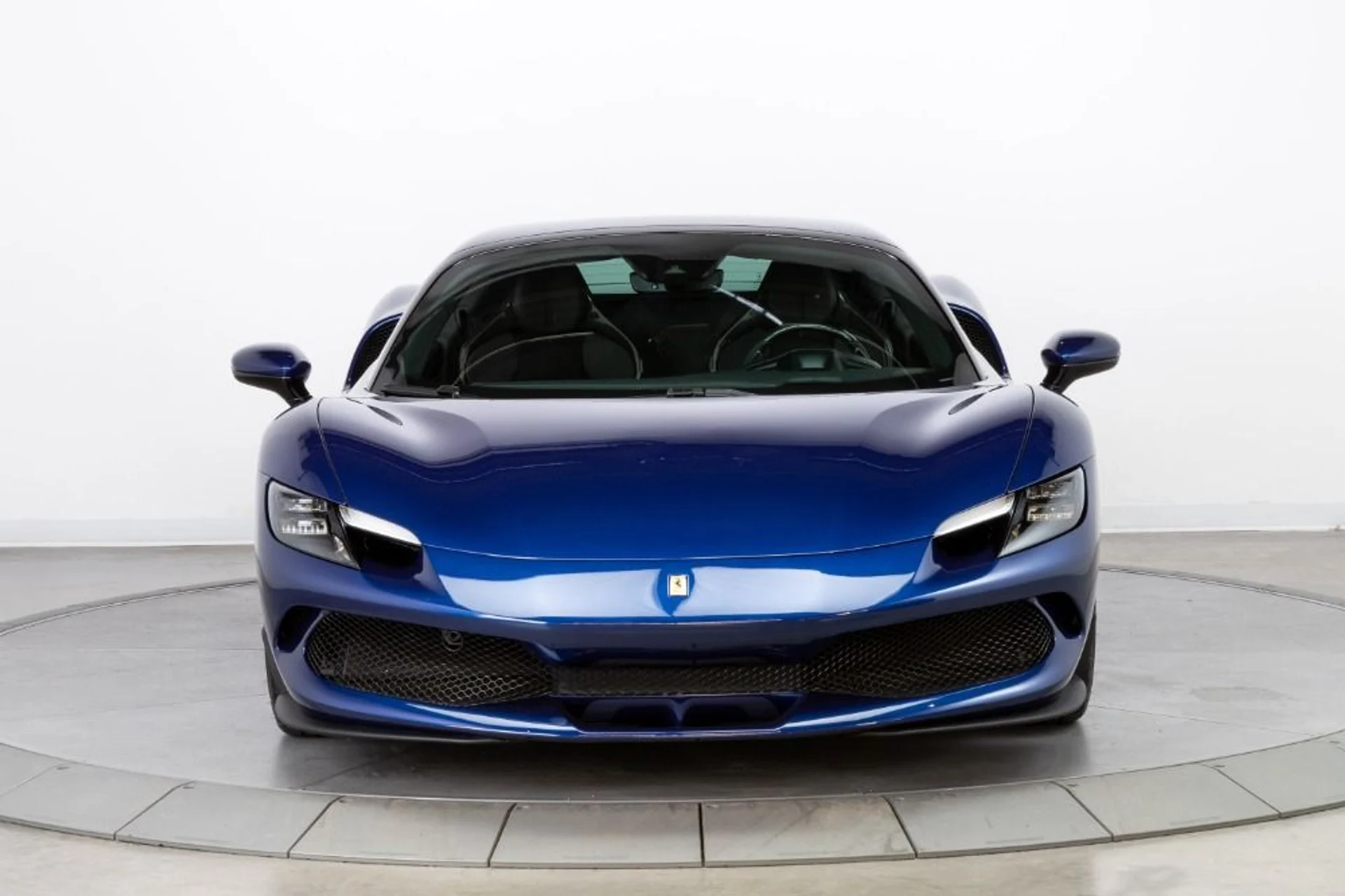 mph017_3952883200_Used_2023_Ferrari_296_GTS_a6e7152820