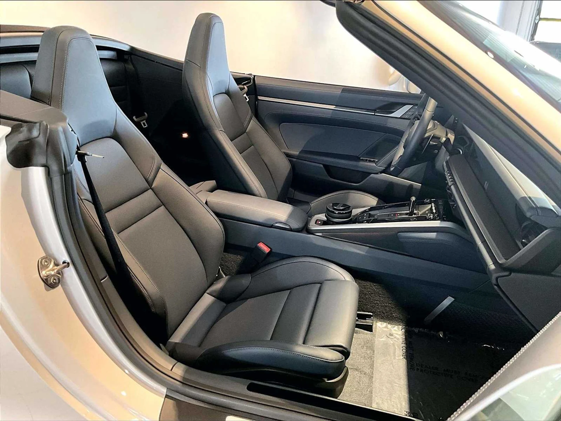 mph017_3955892597_de98d1c33f086f68ed02a6fae1609d3fx_5c9a9b70e0