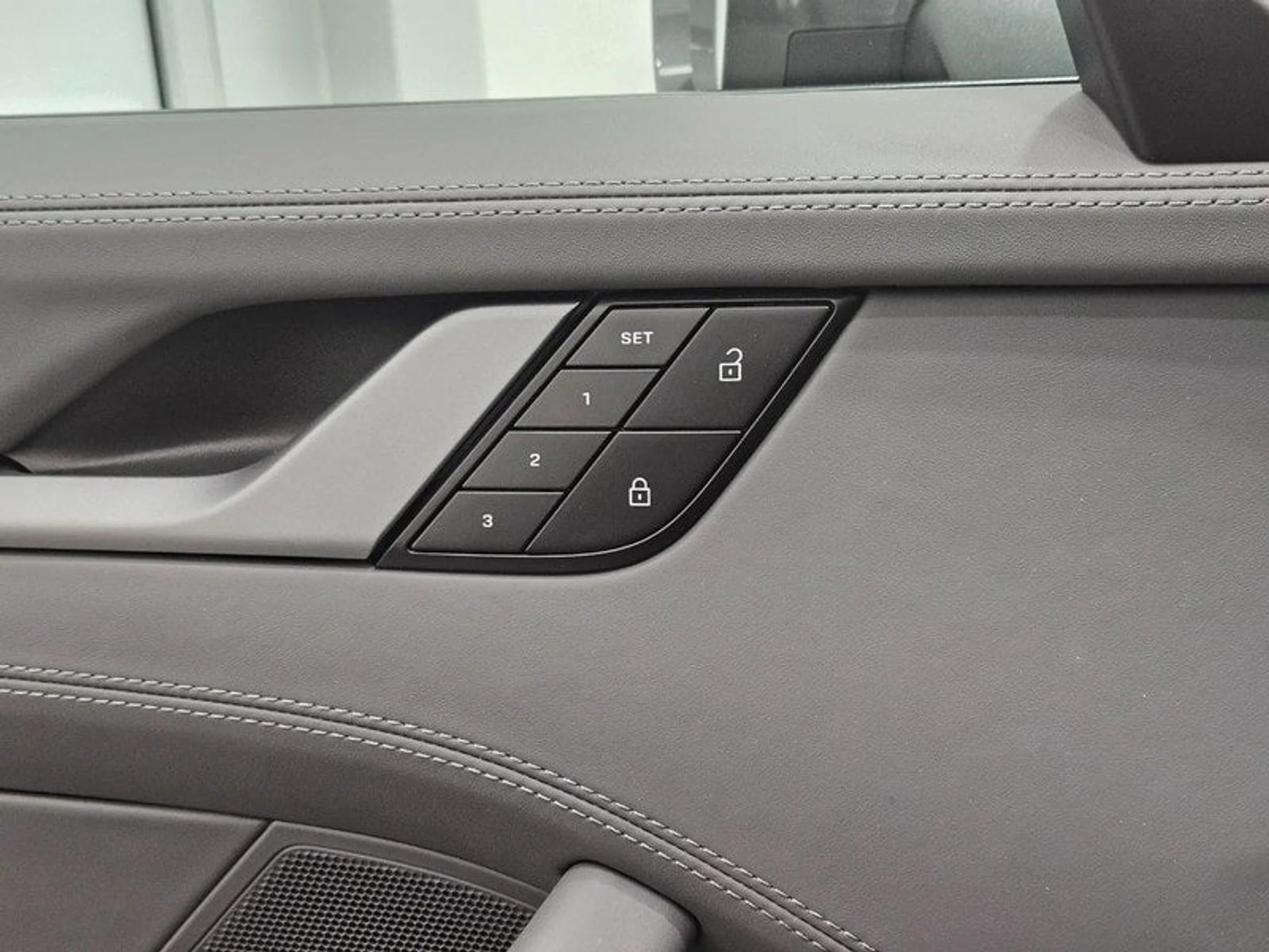 mph017_3958283796_18_3ec98d5a54