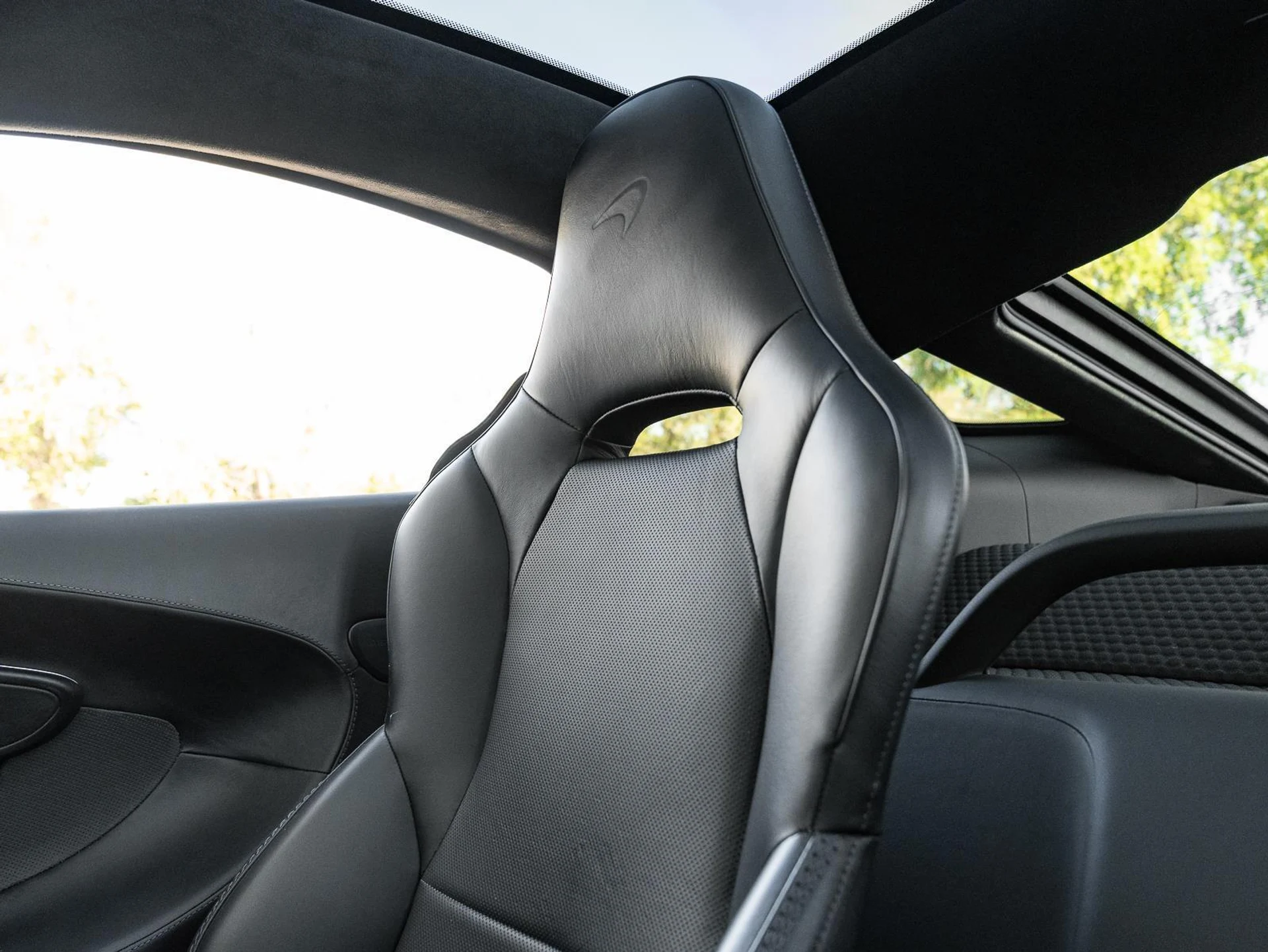 mph017_3959483899_Used_2022_Mc_Laren_GT_1773176940_541d1477a8