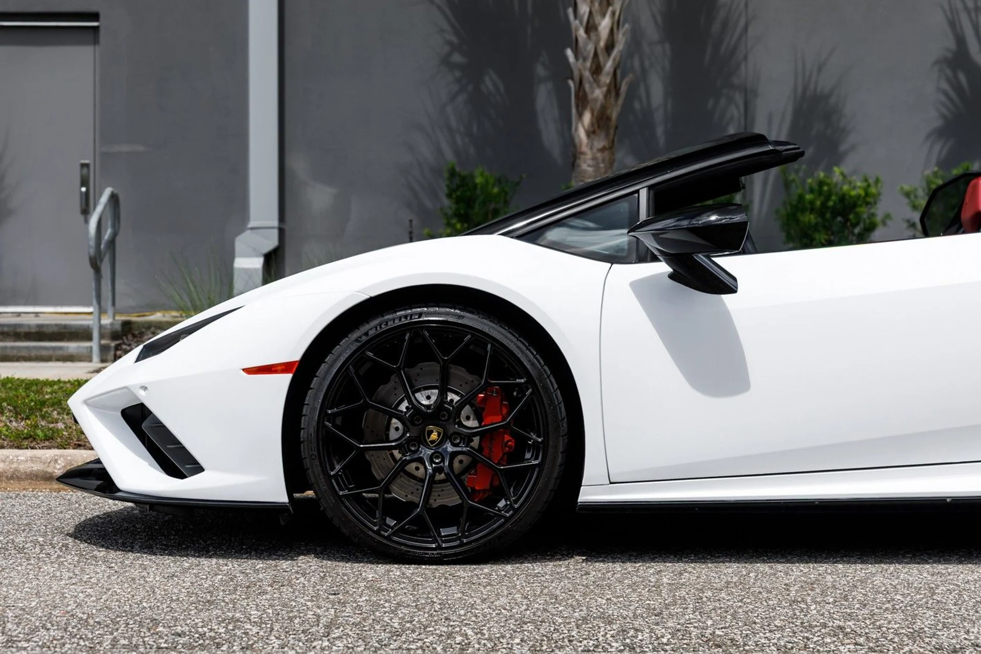 mph017_3959701470_665_p18_l_91885d0986