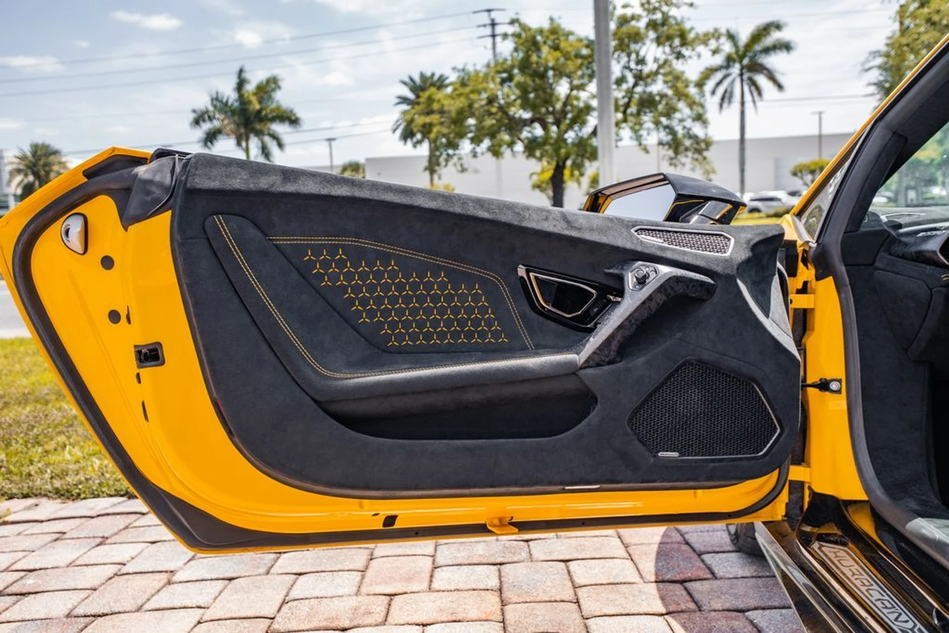 mph017_3963063216_1e95d0c9ae9b927176e215274ef40367x_241629b258