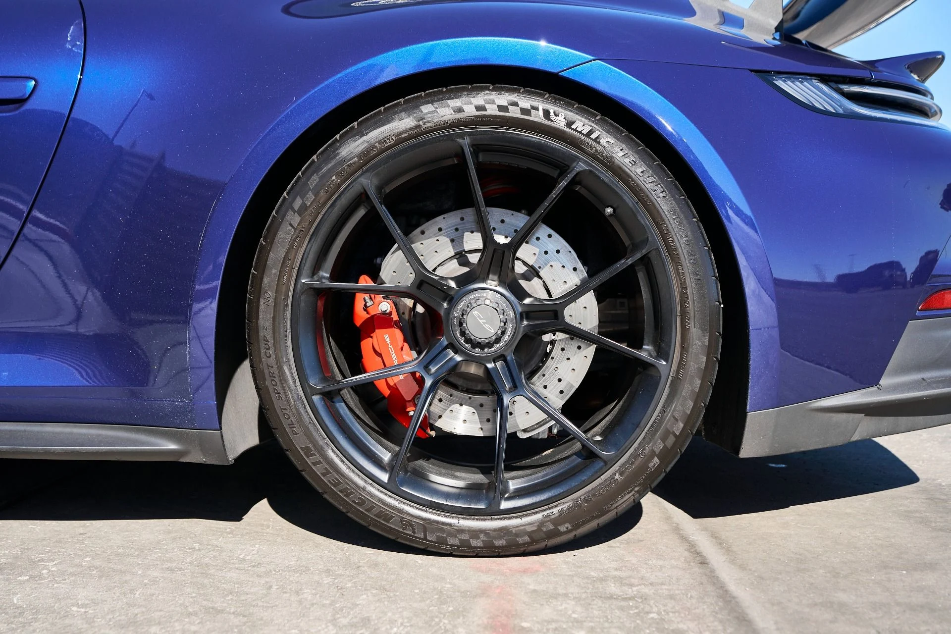 mph017_3963561396_Used_2022_Porsche_911_GT_3_1761959355_eb4d262398