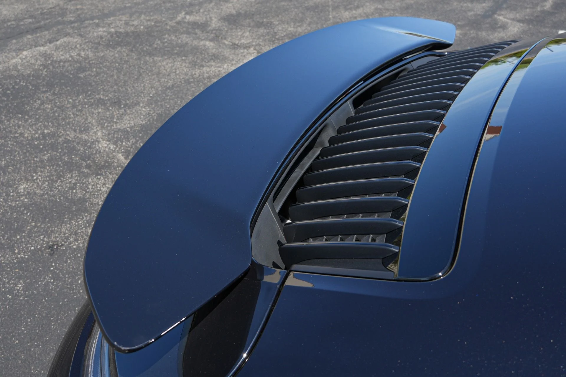 mph017_3966416469_Used_2021_Porsche_911_Turbo_S_1778707837_998b1fa8ab