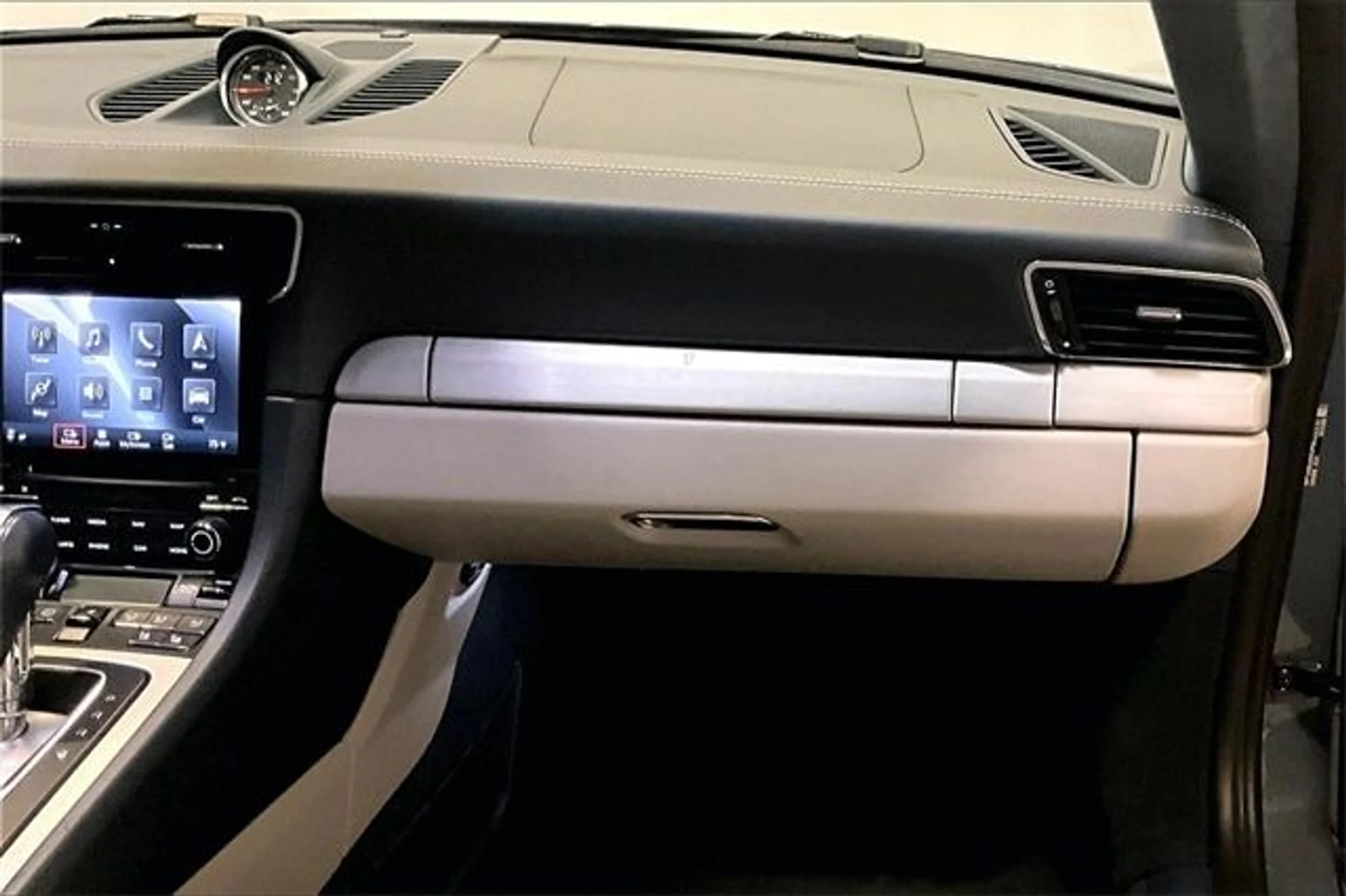 mph017_3967068415_b97eefcc9afb9468e76f538d597f4a3ax_b6efcc33ac