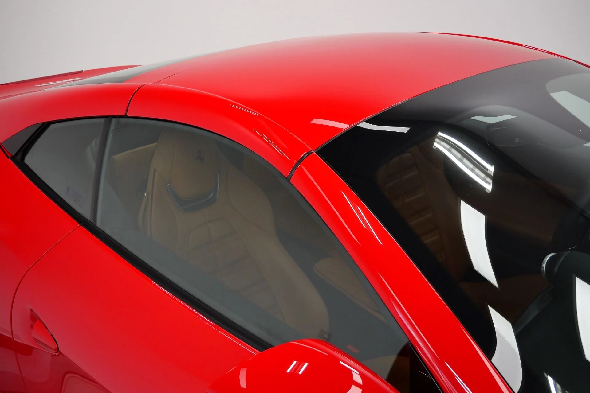 mph017_3984583814_Used_2019_Ferrari_Portofino_Daytona_Seats_High_Power_Hi_Fi_Carbon_Fiber_and_Leather_Steering_Wheel_1775750946_ad103be1a6