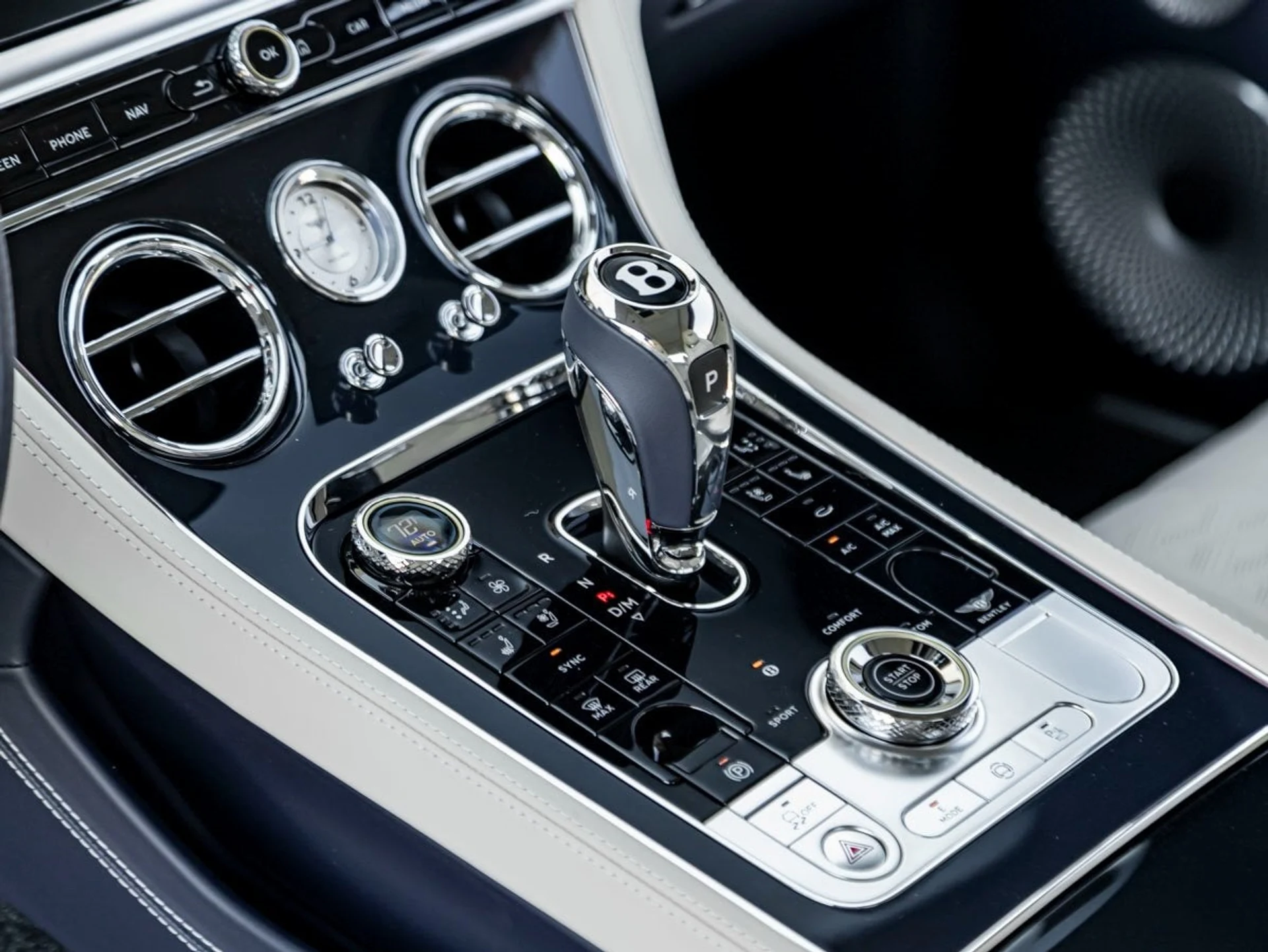 mph017_3995996960_18_a2e4cb8c2b