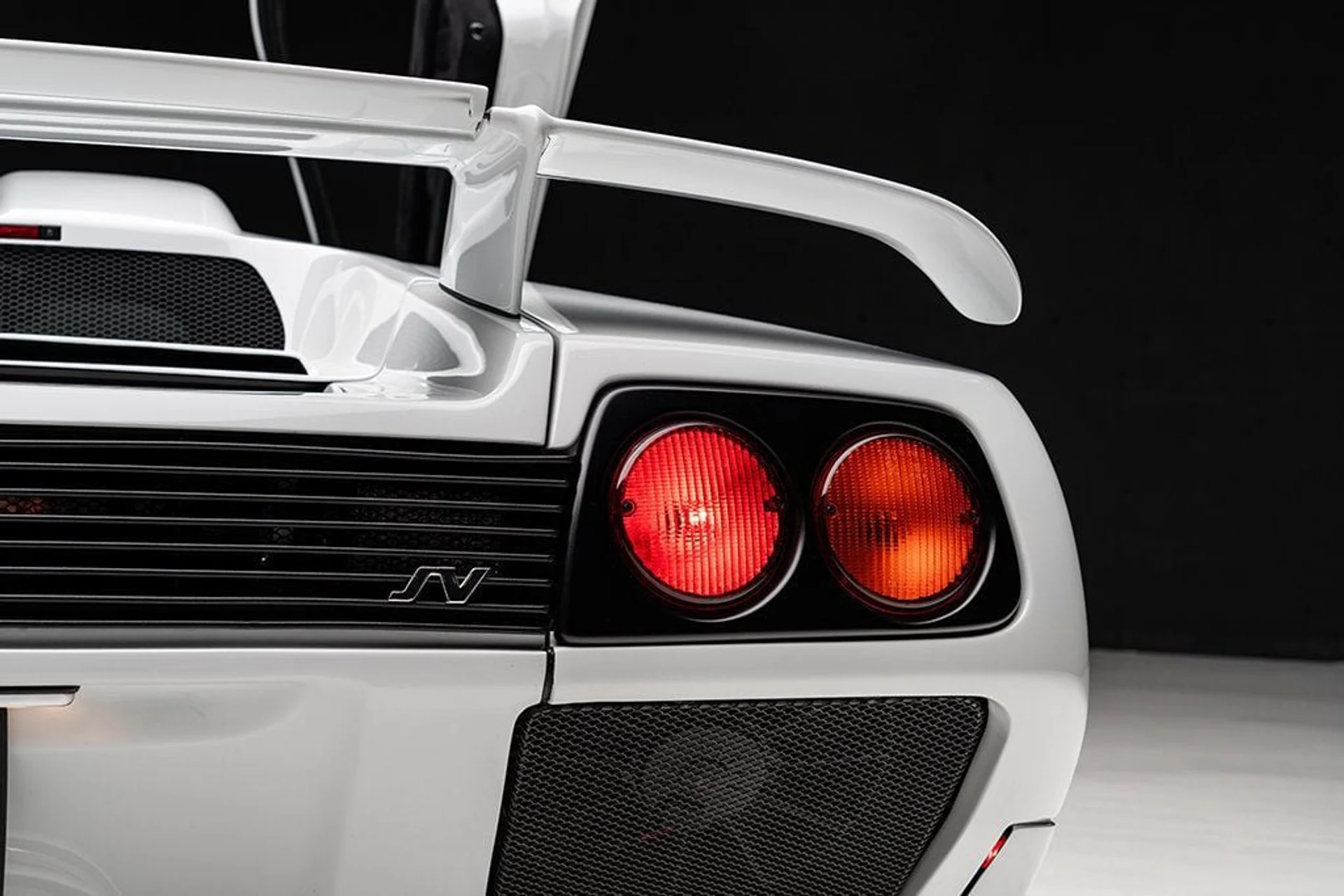 mph017_3997288847_used_1999_lamborghini_diablo_sv_9689_22911634_18_1024_aa4323b11a