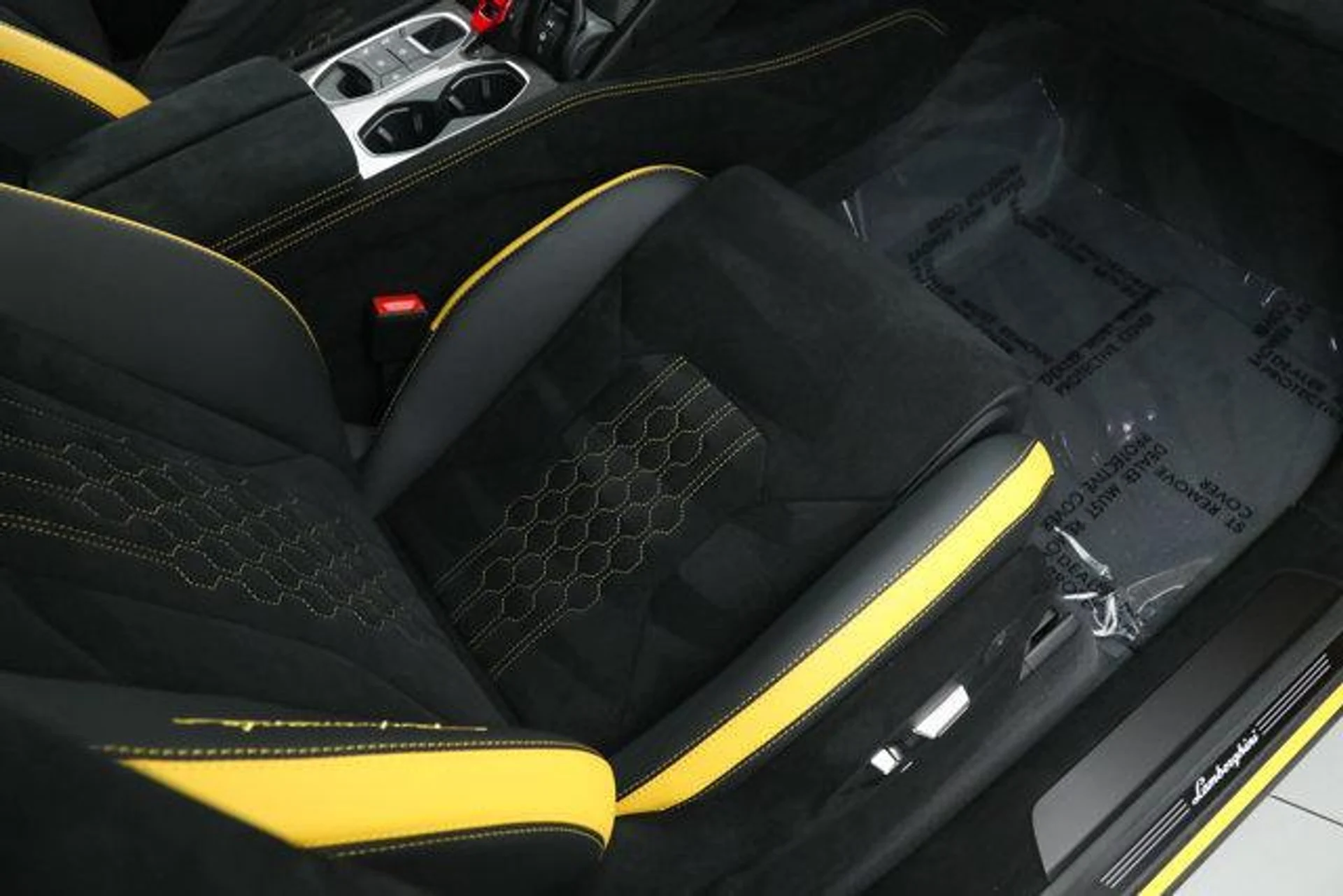 mph017_3999444180_q_Dpc_O_Vzi_H4b_X4_U_Bb_W4r1xg_D1cc_M_0e27fd231a