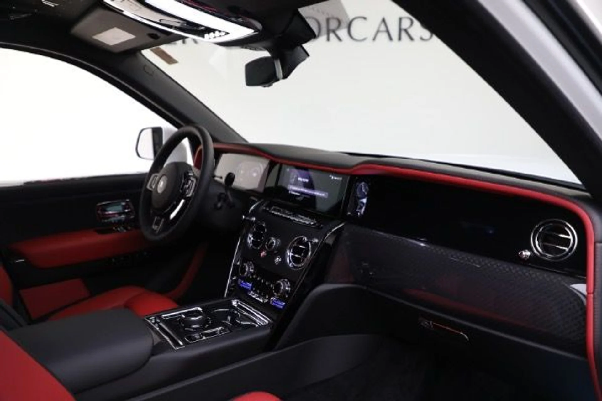 mph017_4000524982_Used_2026_Rolls_Royce_Black_Badge_Cullinan_2b0f850610