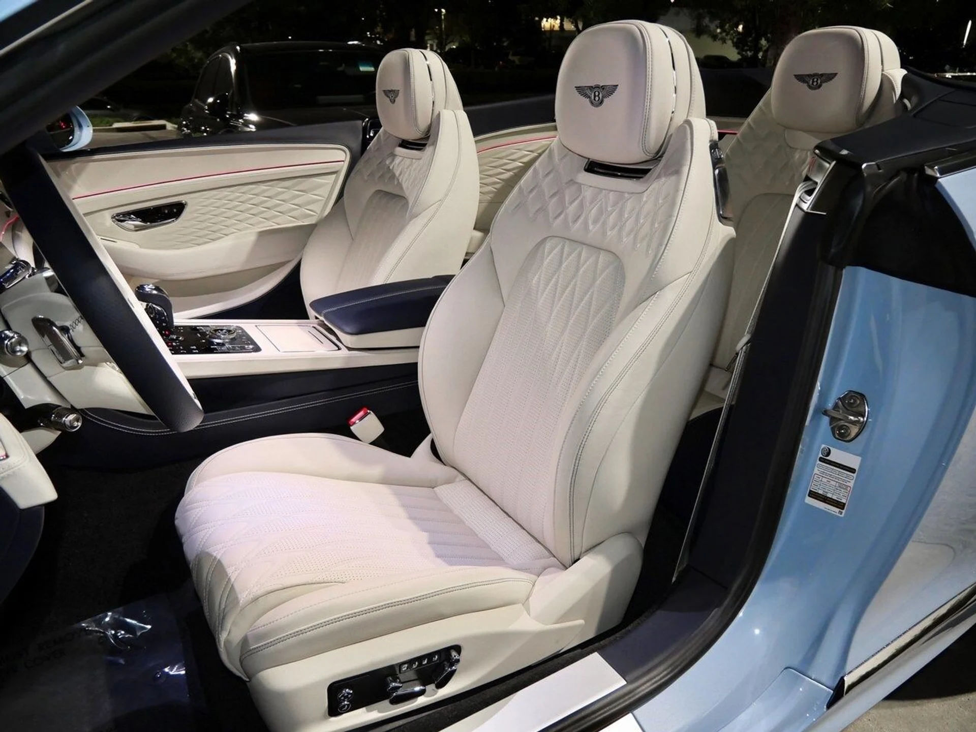 mph017_400147488_6e298b43f7ef591ebe7fa5022efe1e9dx_fb37e402dd