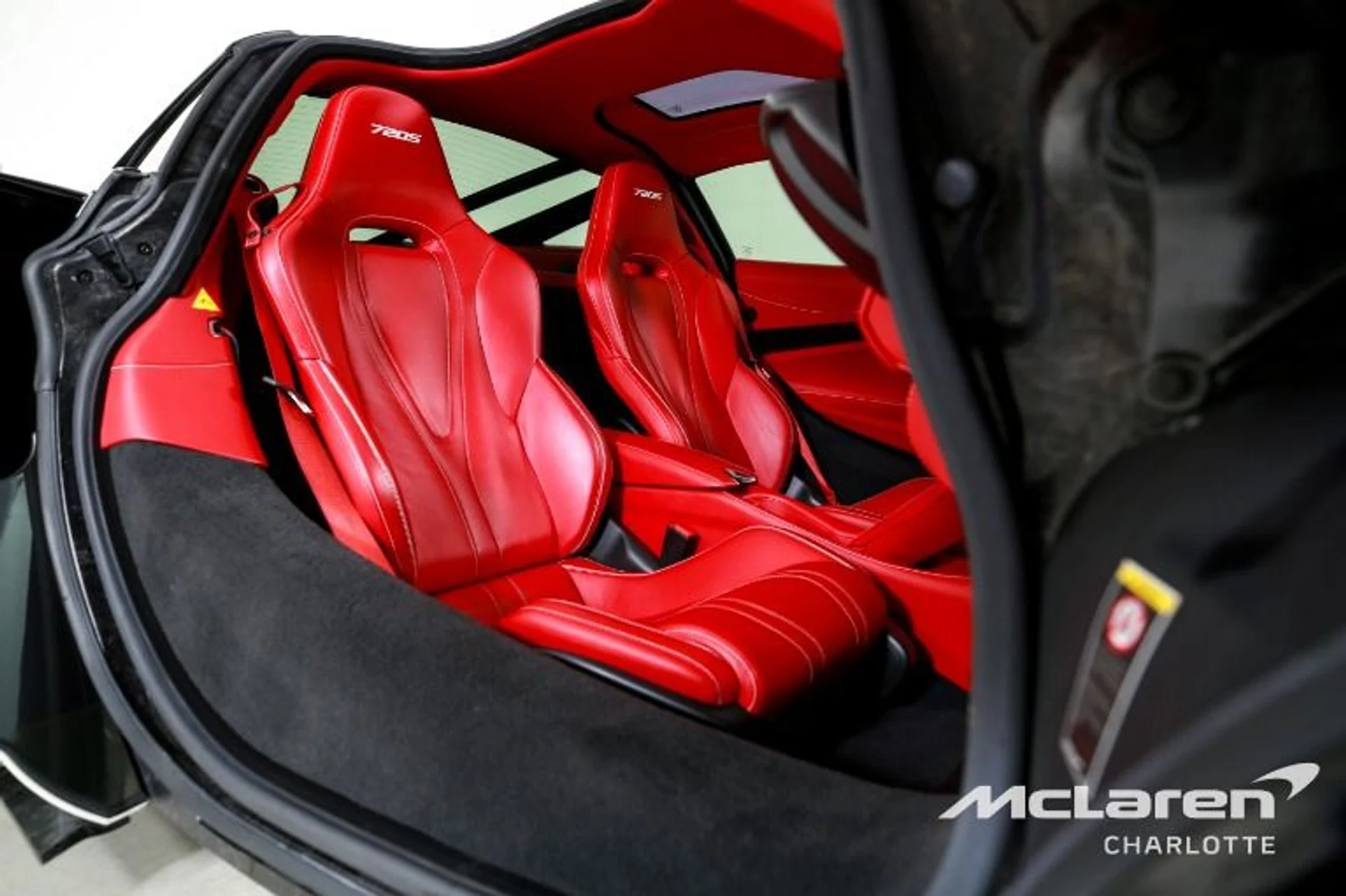 mph017_4003298257_Used_2019_Mc_Laren_720_S_4206616be1