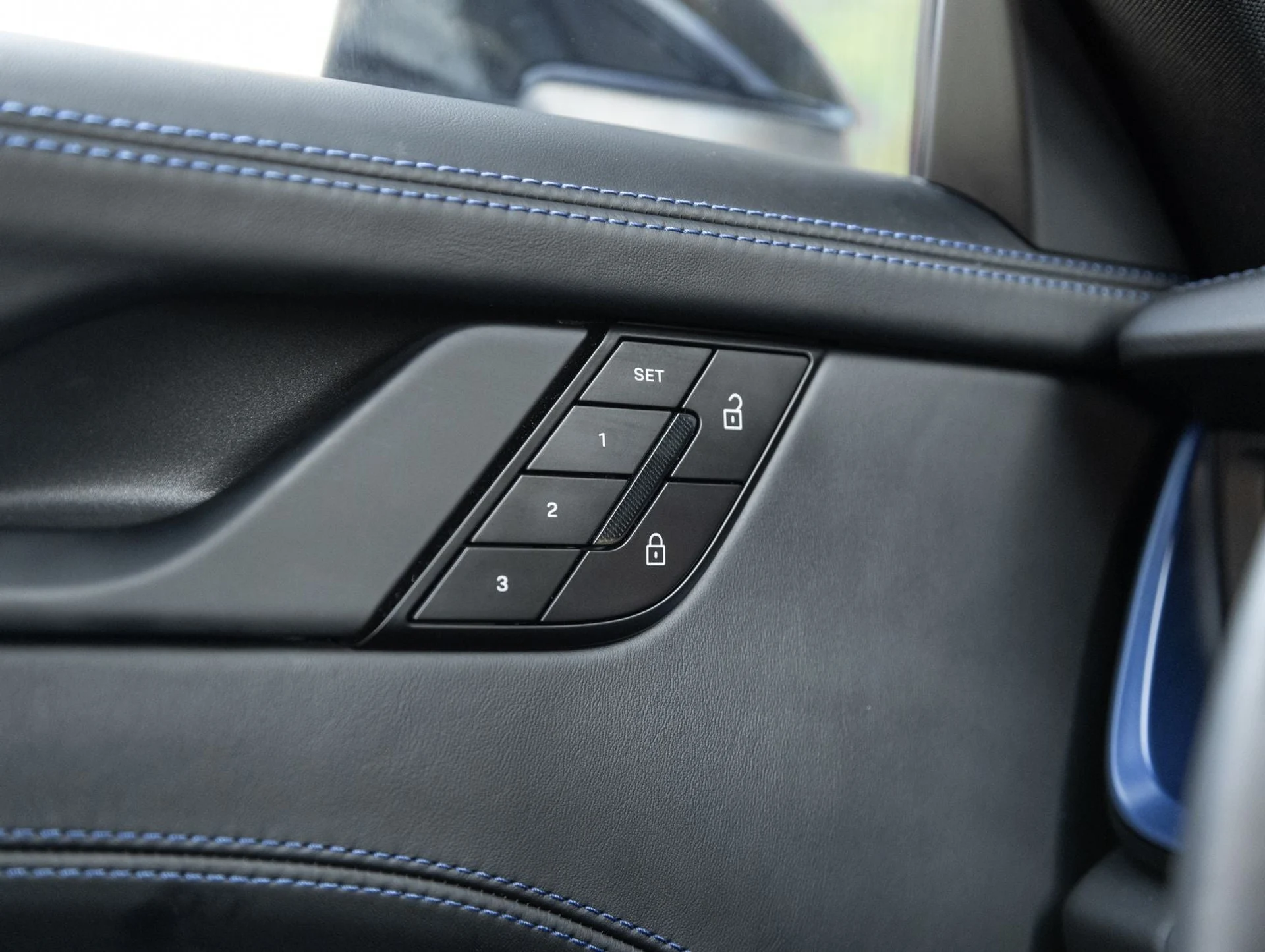 mph017_4007549079_18_44d02aa660