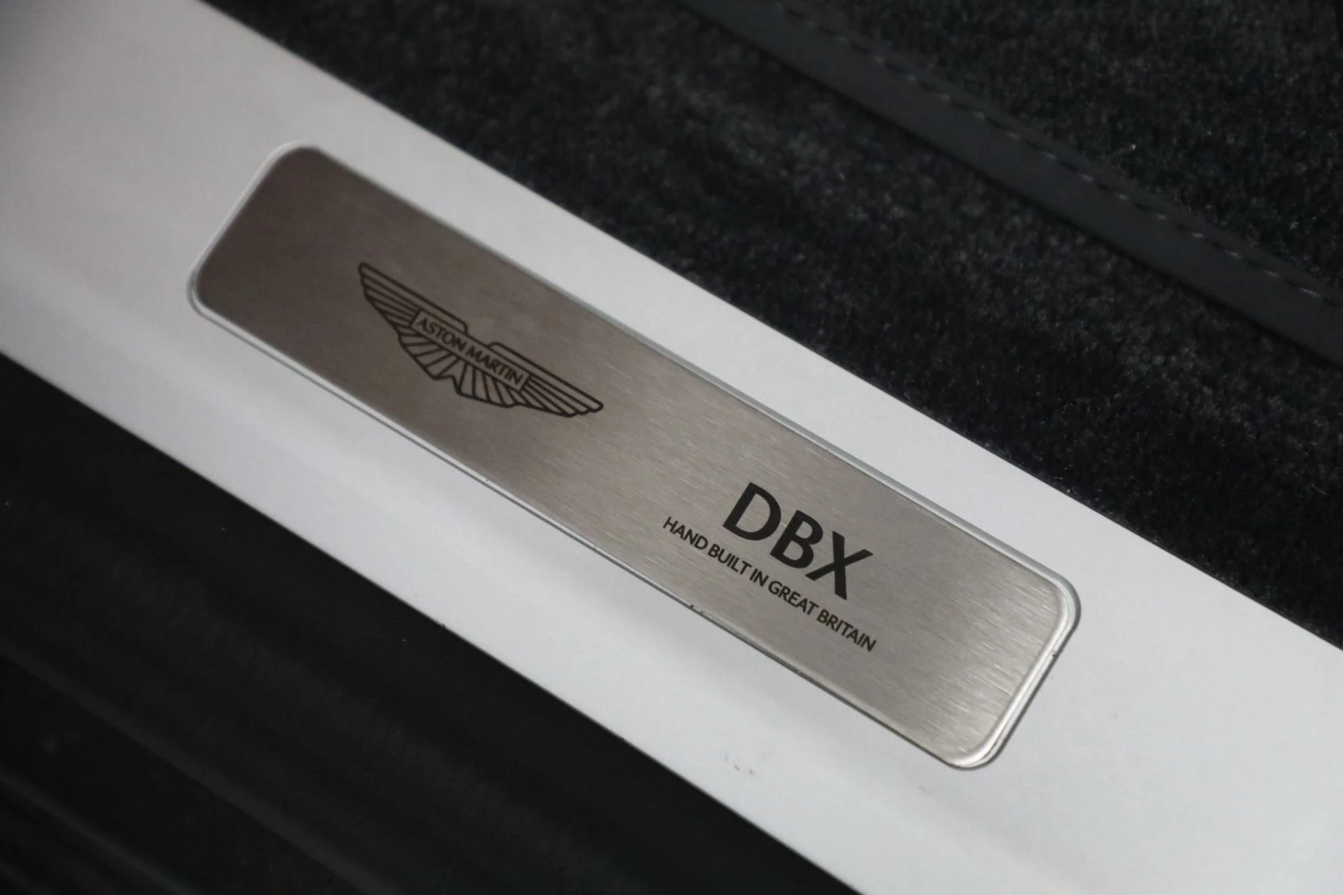 mph017_4008702445_New_2025_Aston_Martin_DBX_707_707_9bbc8eea4b
