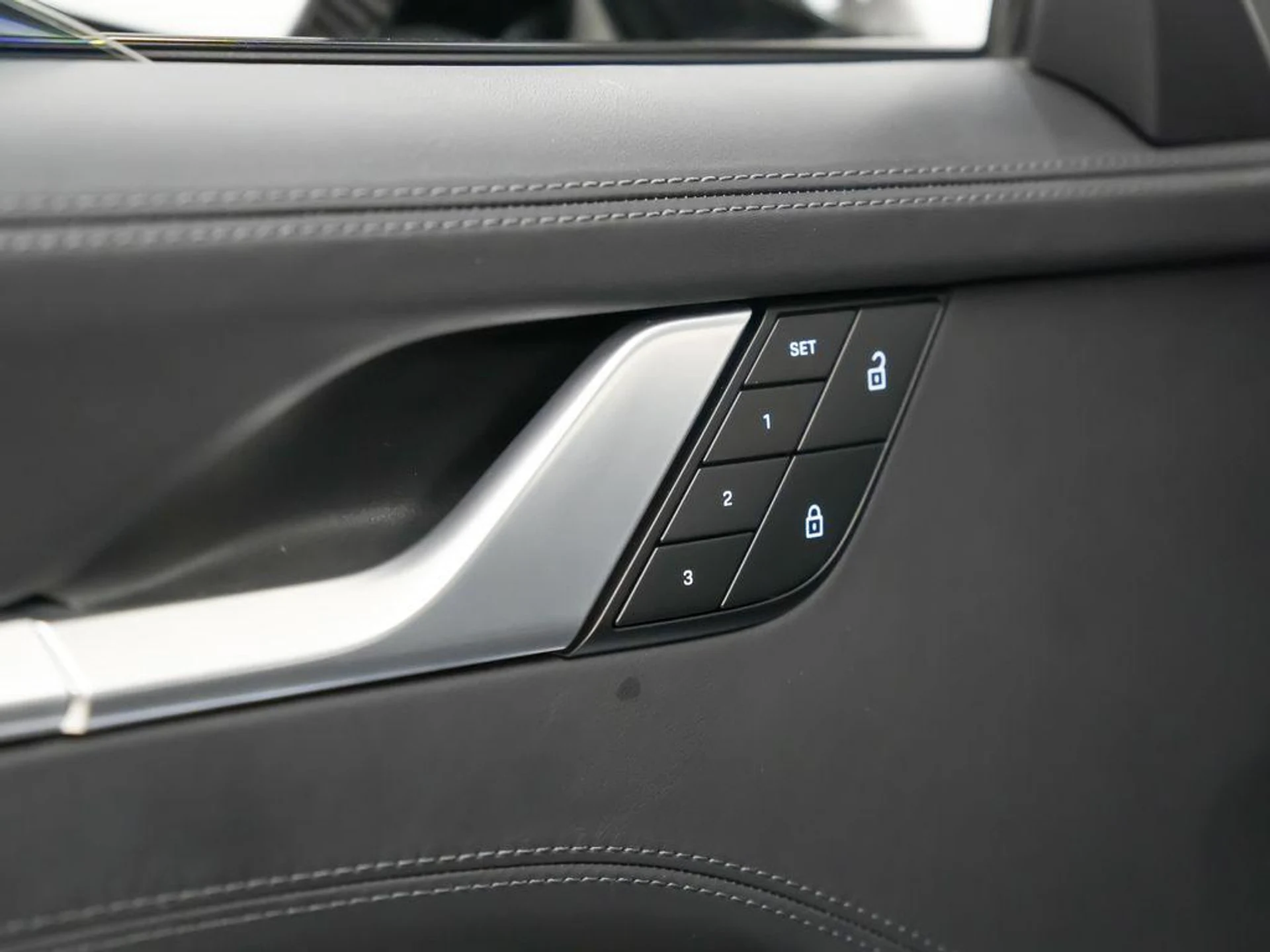 mph017_4010192477_Q_Oc_A3g_Pp_Mn_Uz_661_O7_0_Mm_Hwgdk_30076d5c70