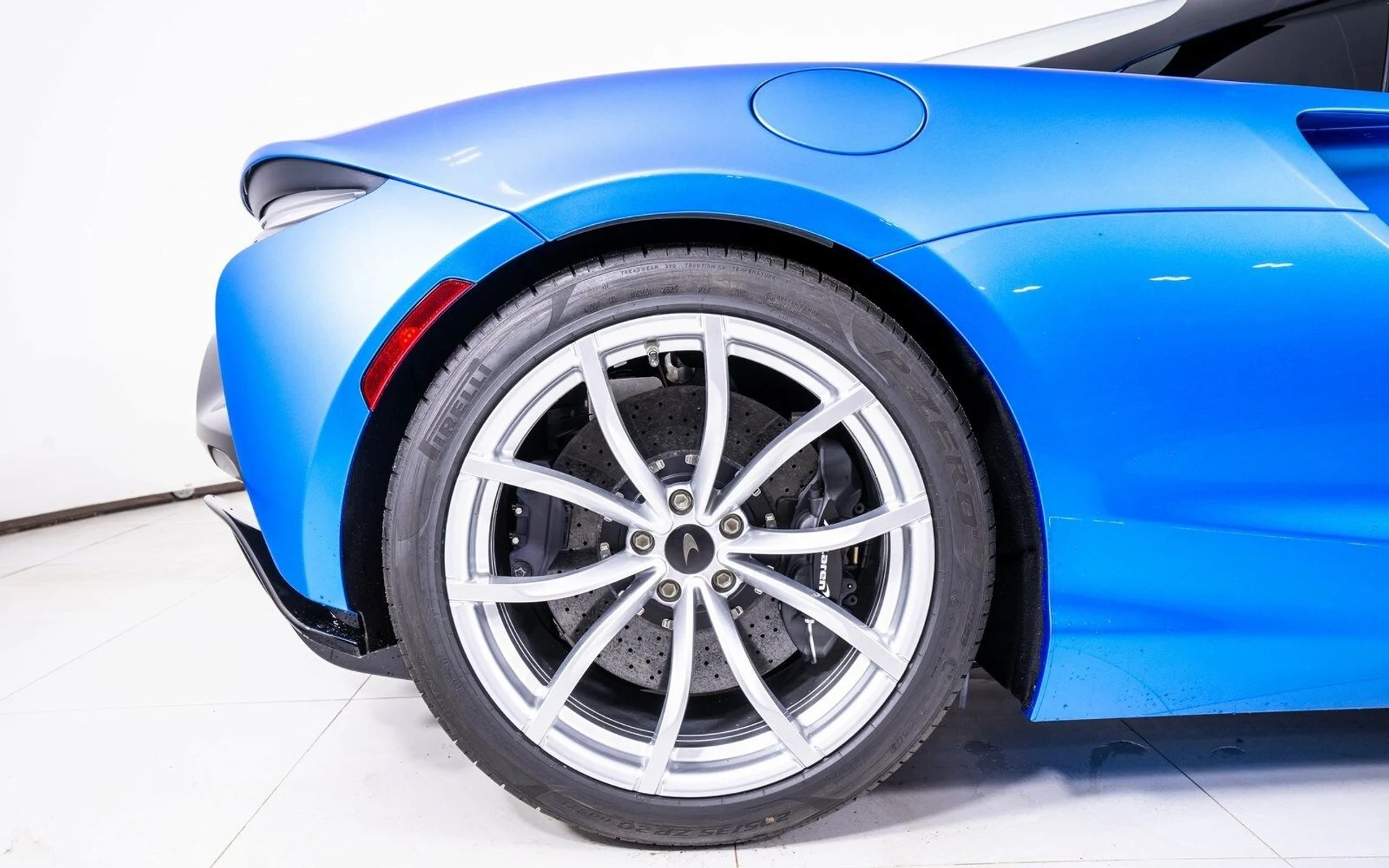 mph017_40245487_eaa33ffec1c9437ef92d3e0c9c5db1aax_eb167c6370