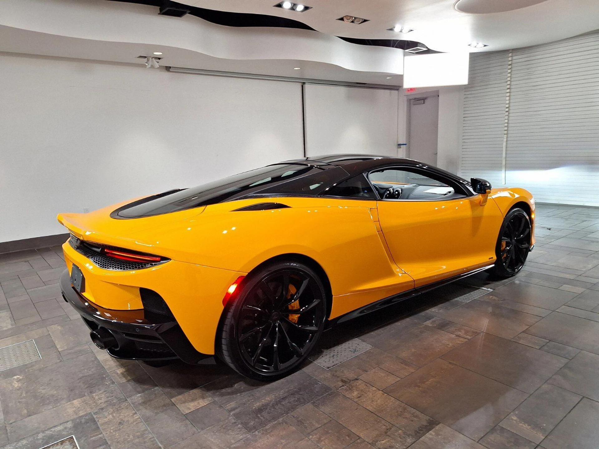 mph017_402568925_70c5c9c591e84e8a54915b57e90bb83e_b66de07f74