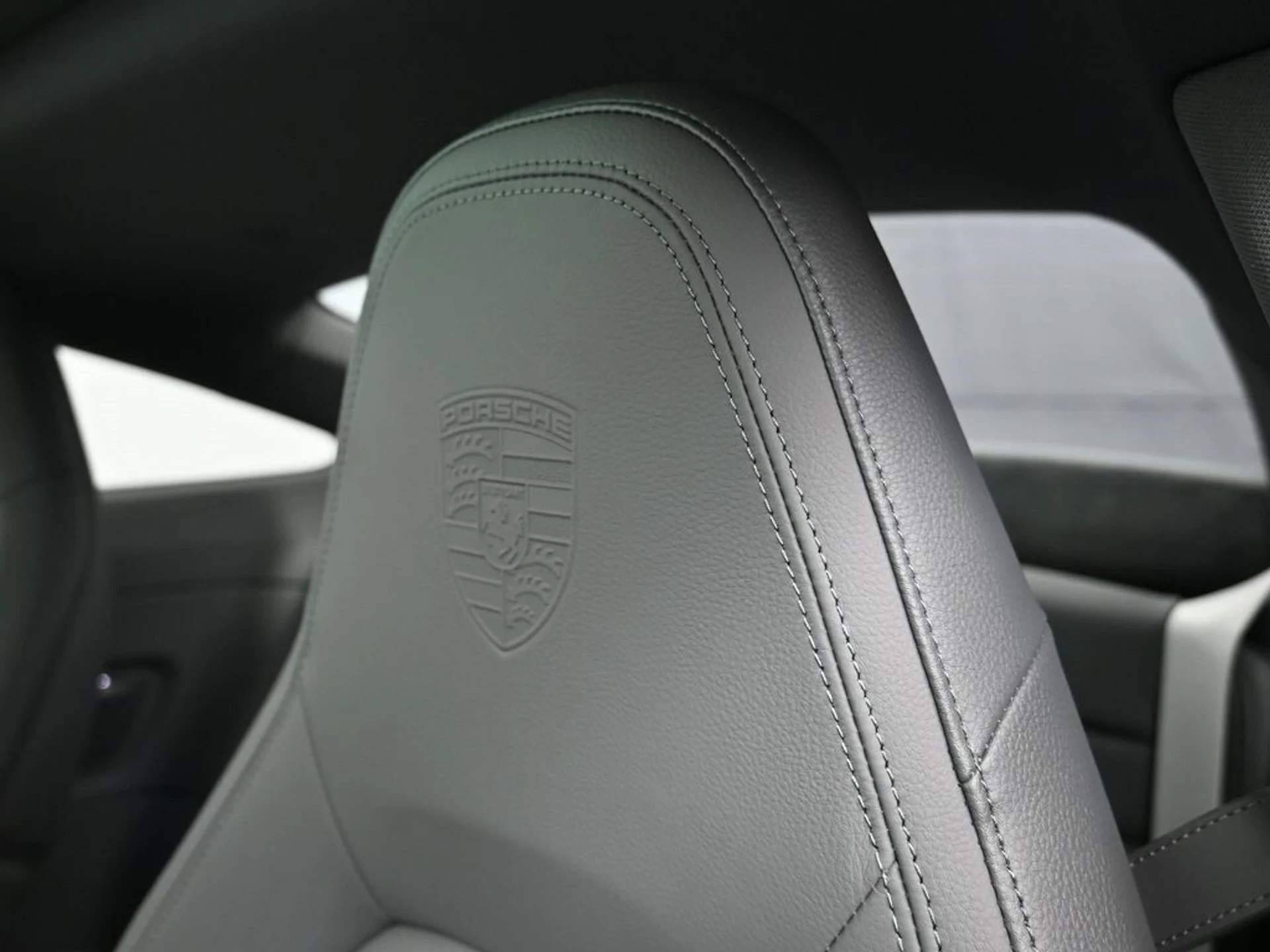 mph017_4033603963_ea64b7bce8695439db7f994d58a56253x_6c89b4e207