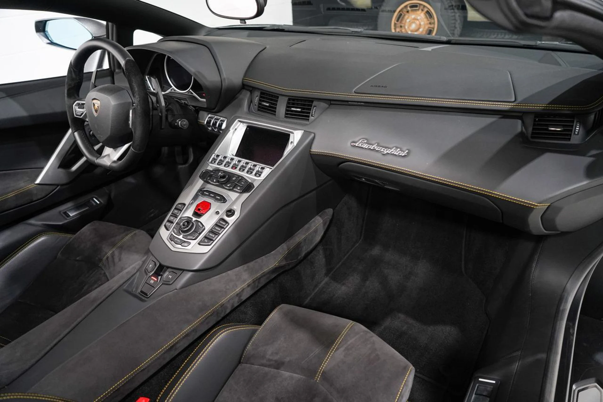 mph017_4035386323_8b8761f75a84ec9437041f56d4d8e986_f1a28d2ca9