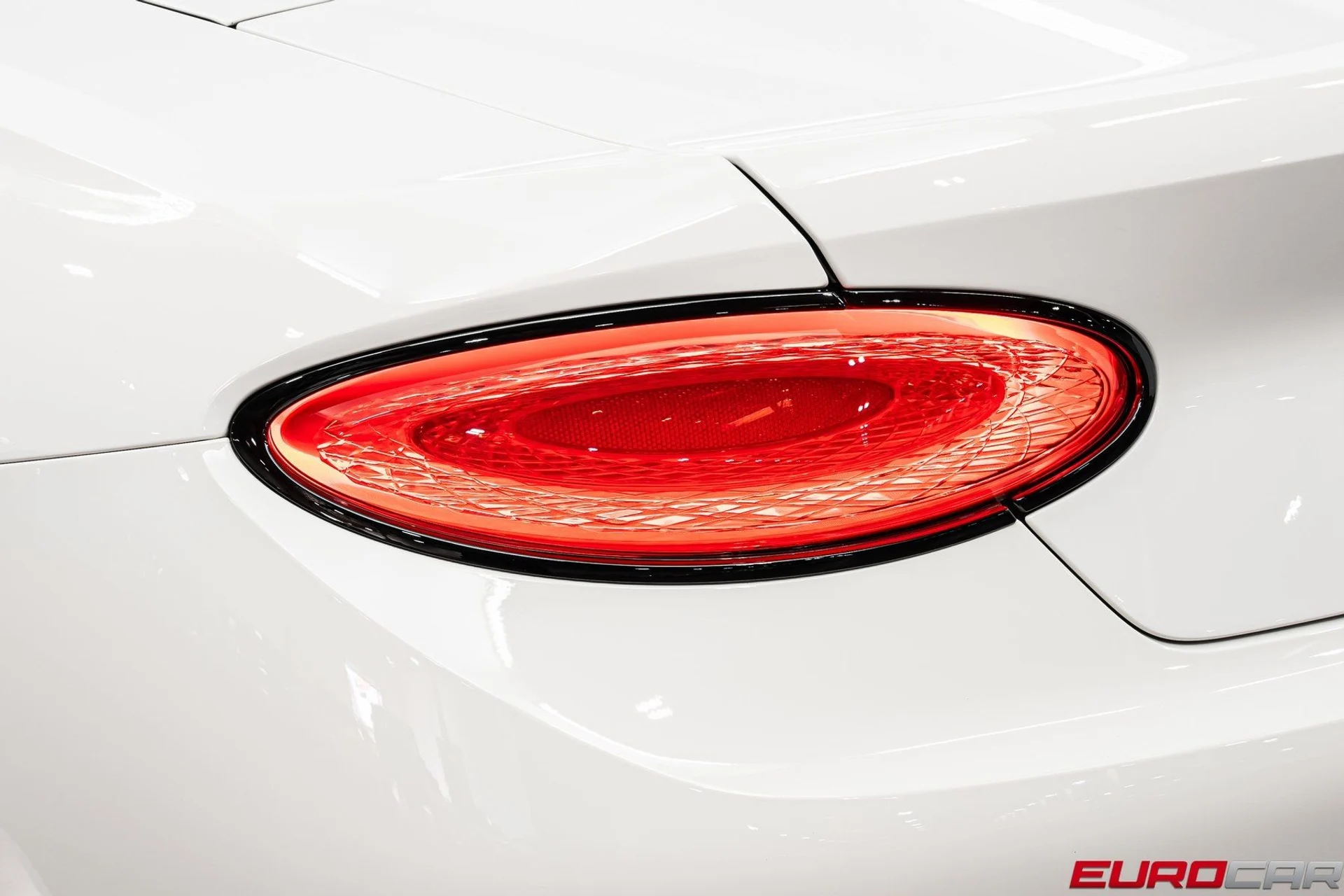 mph017_4035550165_image_18_8728a52639