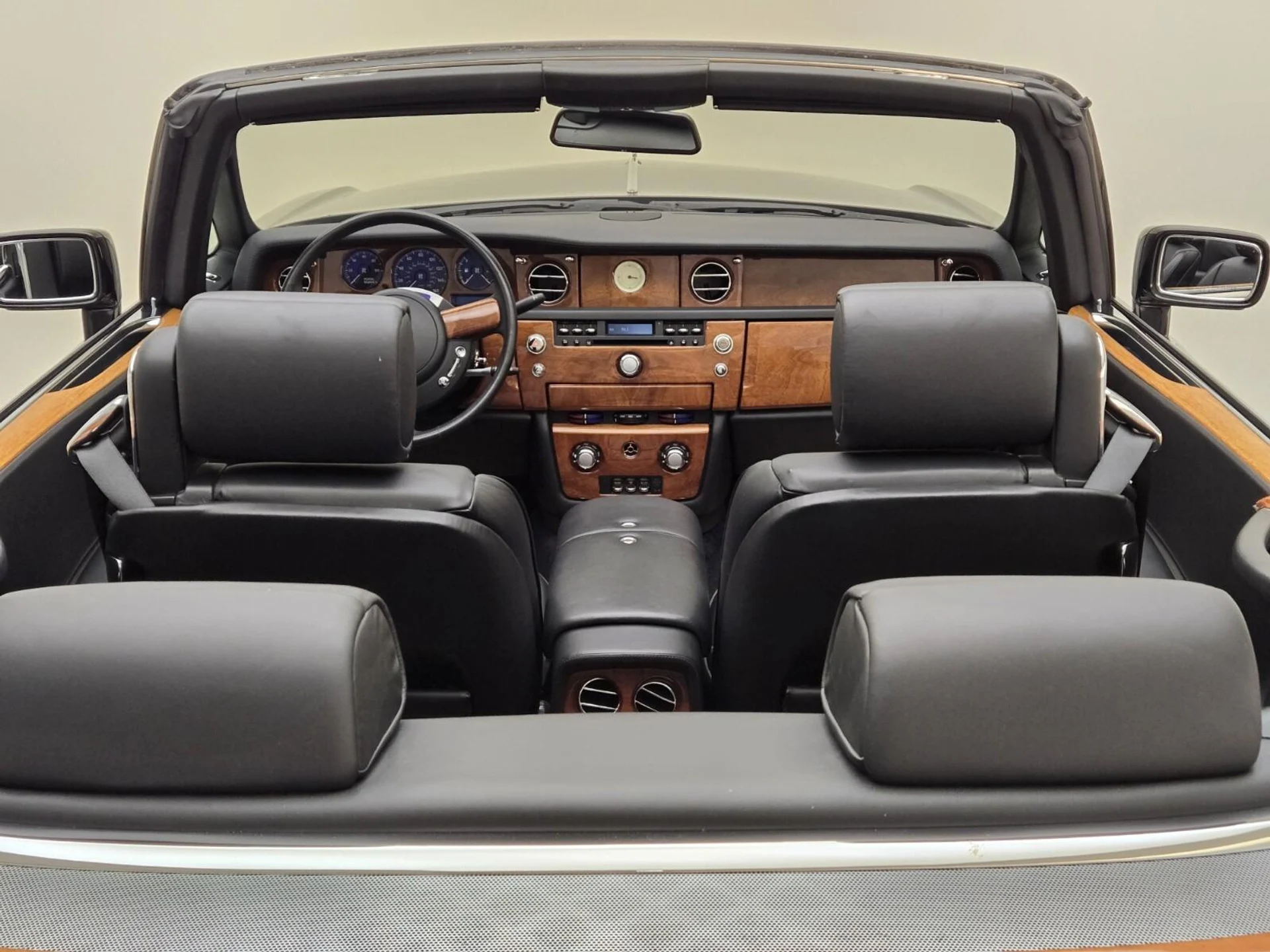 mph017_4035895105_Used_2008_Rolls_Royce_Phantom_Drophead_Coupe_1753162981_d56b758fab