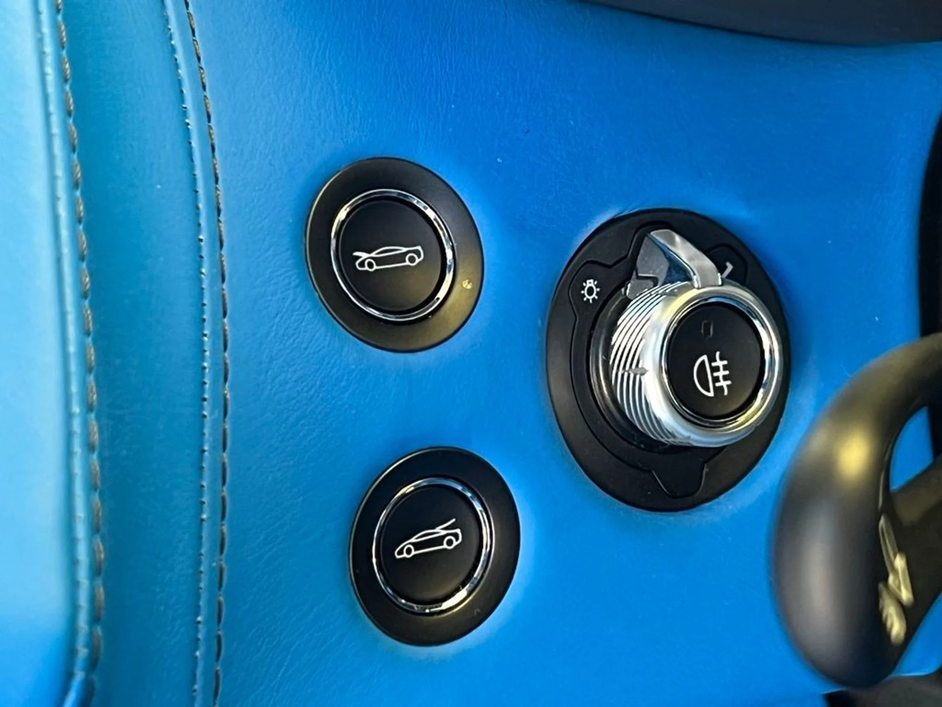 mph017_4039234954_8b40710e75f67d859699060badba5082x_0a9879dcea