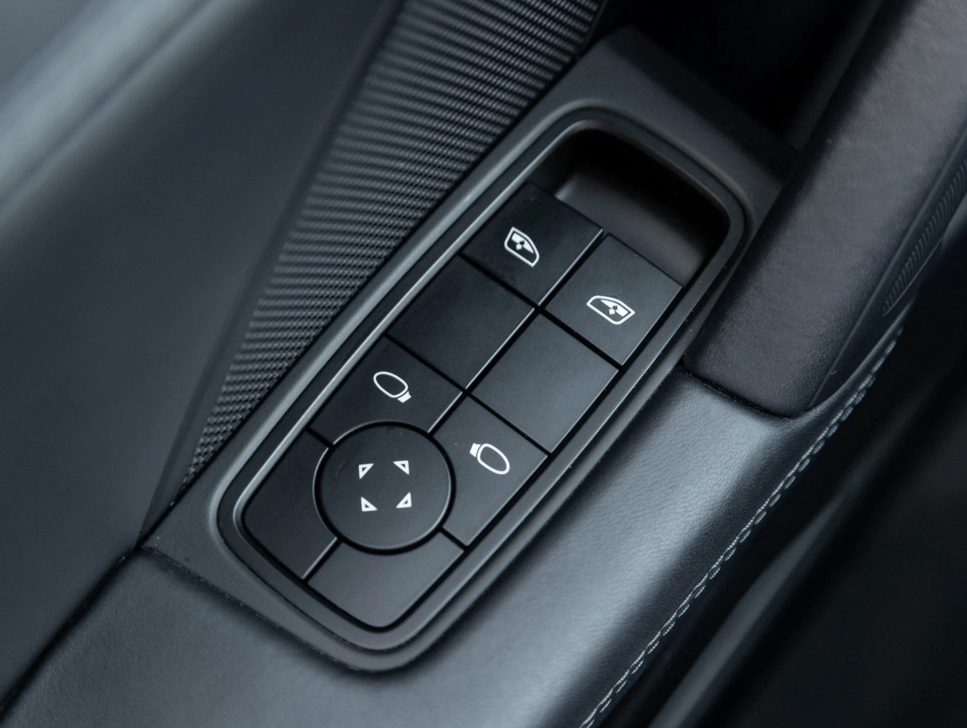 mph017_4043149827_18_0835e707eb