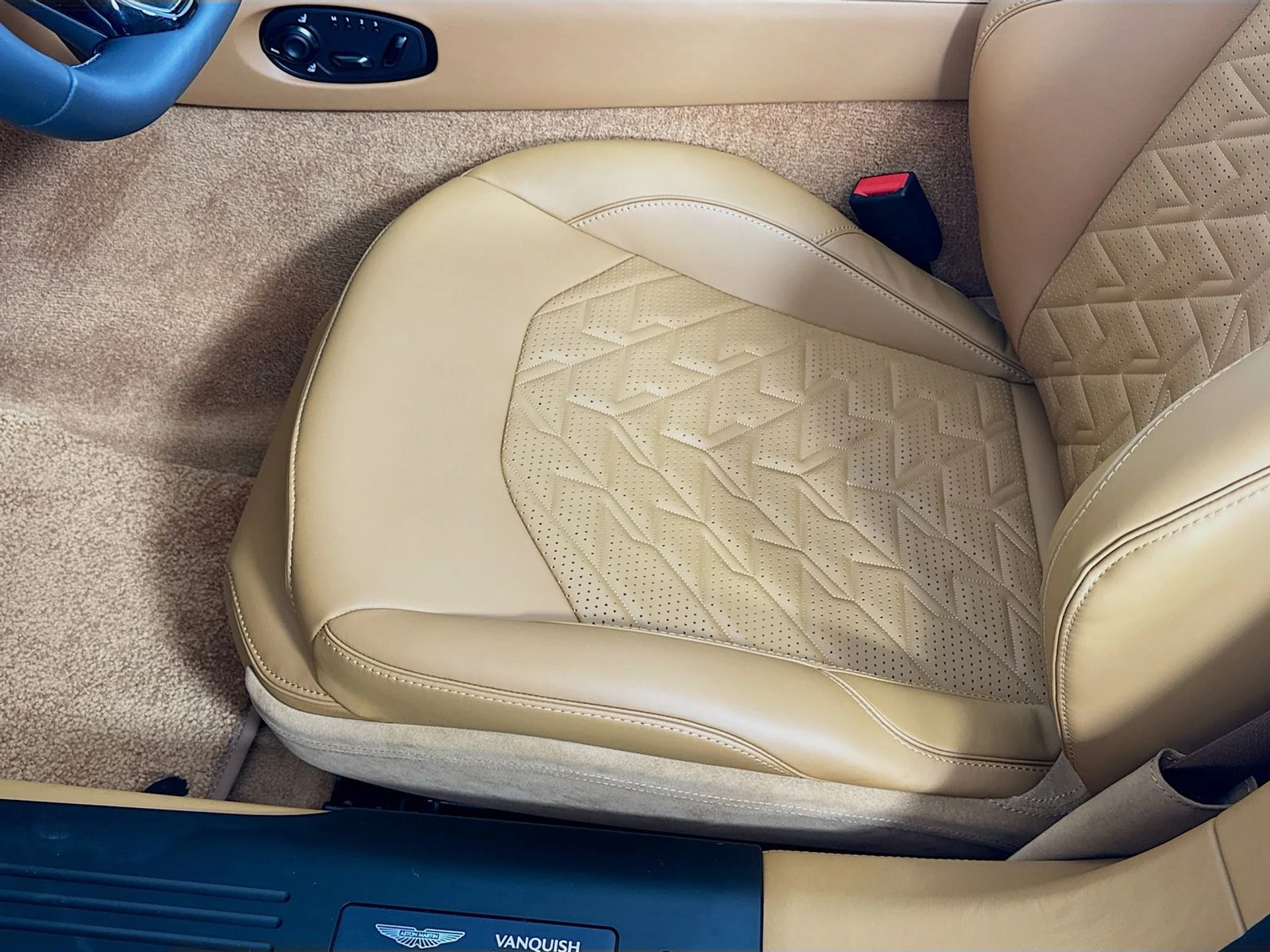 mph017_4053364162_a3ff48df36f7f98a8fb37e8e865a0a5fx_fdae162967