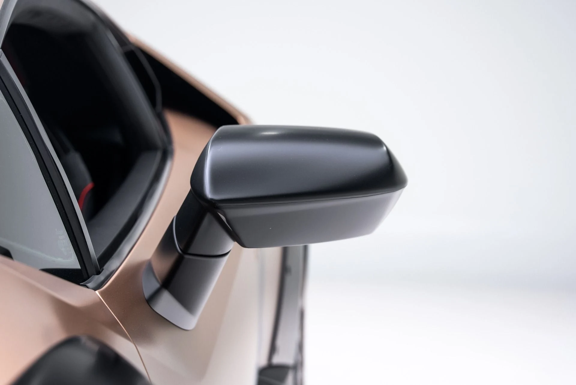 mph017_4055711276_Used_2024_Lamborghini_Huracan_Sterrato_1774458866_3d8491f5e6