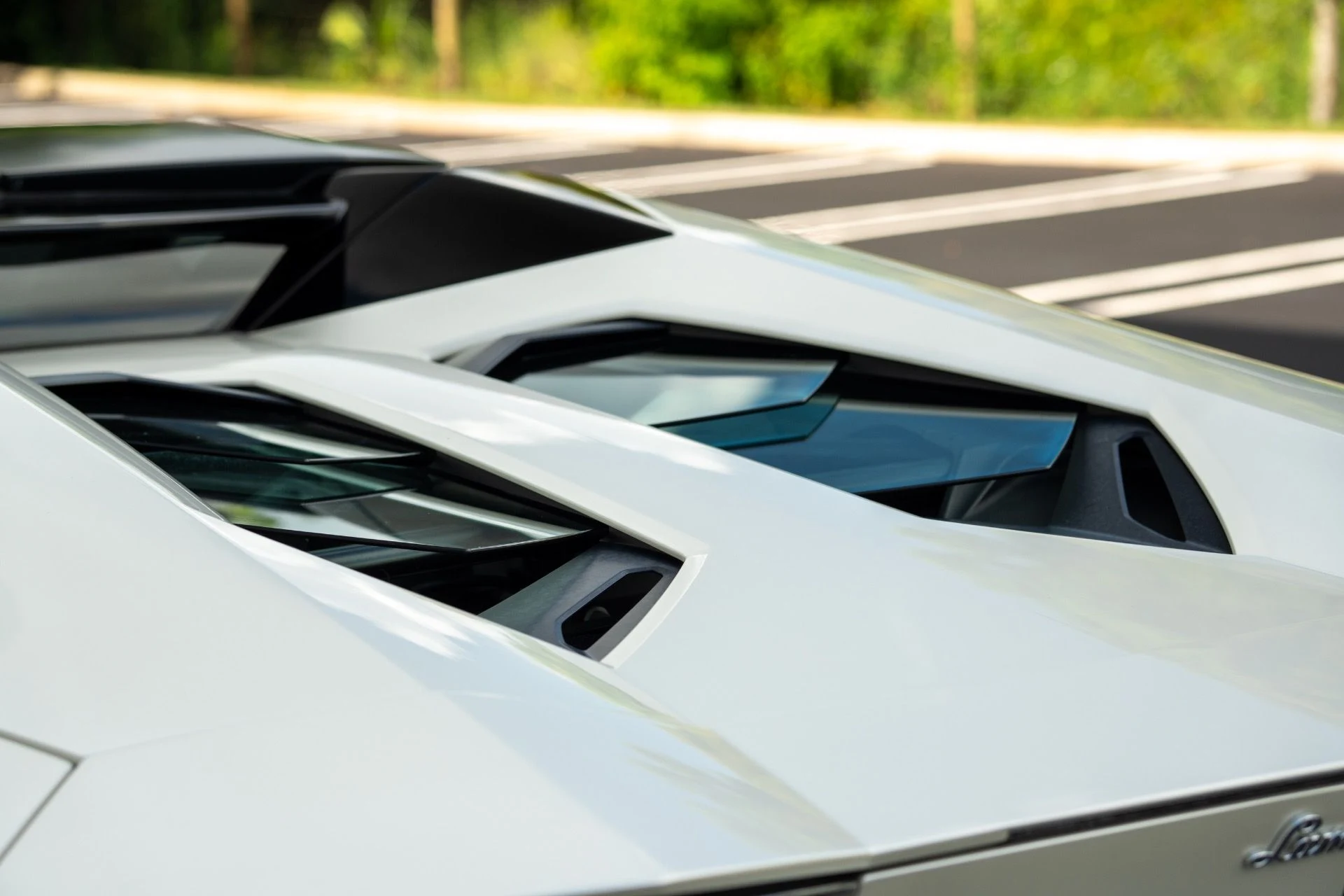 mph017_4064799433_Used_2015_Lamborghini_Aventador_LP_700_4_1755636746_7bcf386e61
