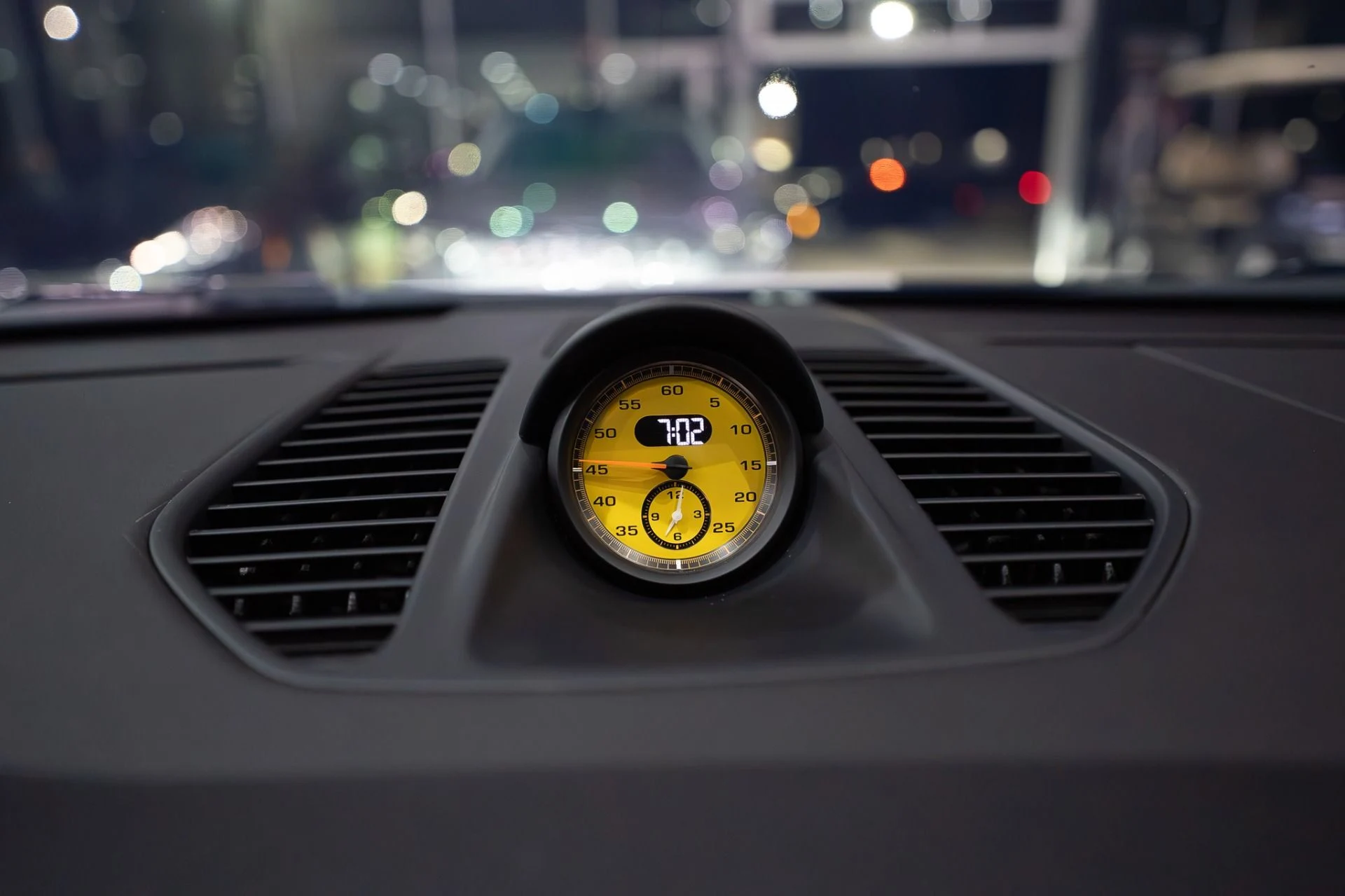 mph017_4067902971_11863_p18_l_192a1782df