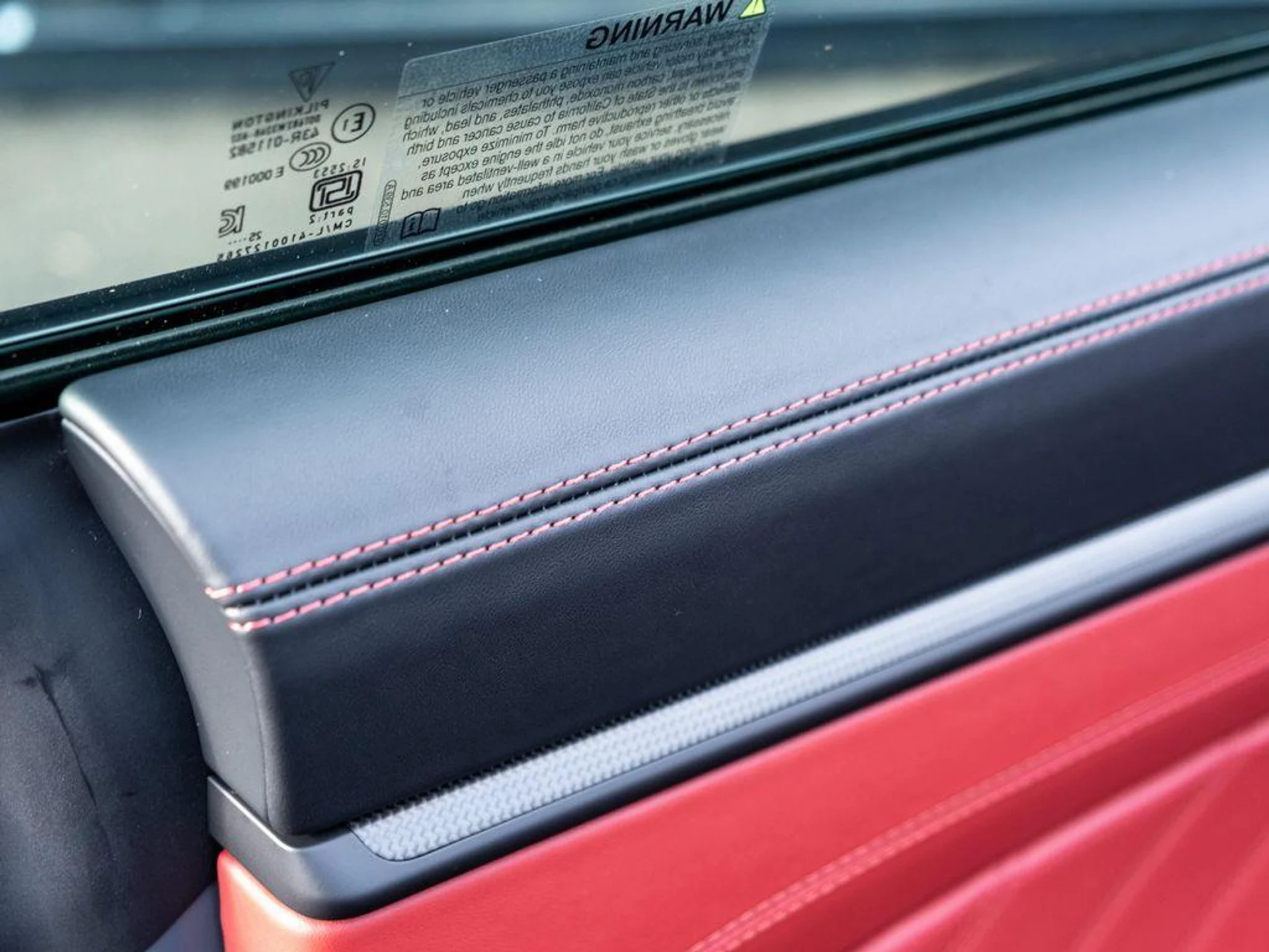 mph017_4079016603_5m_I5c_Tht_N_Hf12_P_Utc_VP_Xo_Lfl_UM_0dc3d6f1c5