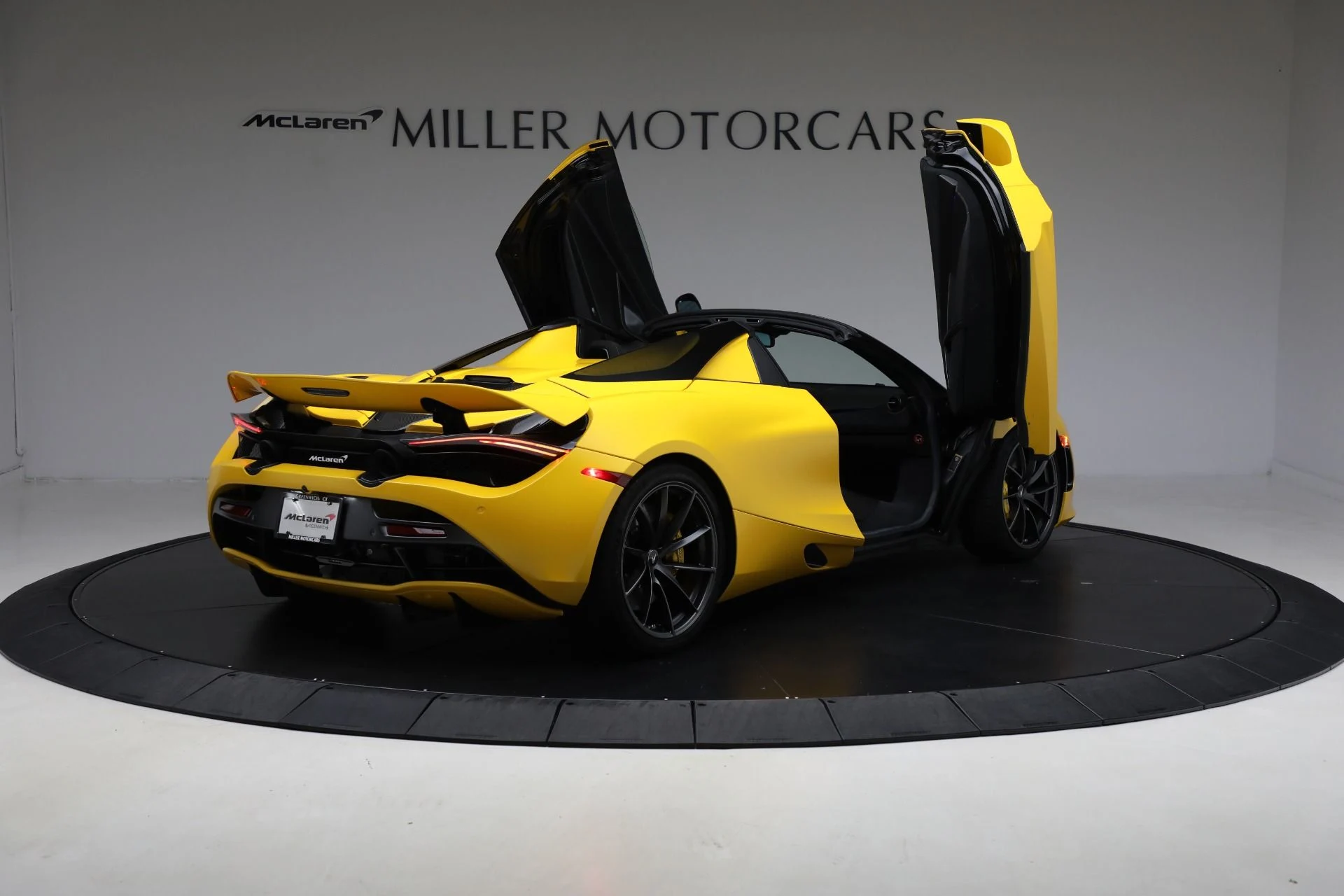 mph017_4087503183_Used_2021_Mc_Laren_720_S_Spider_Performance_d8f26a393b