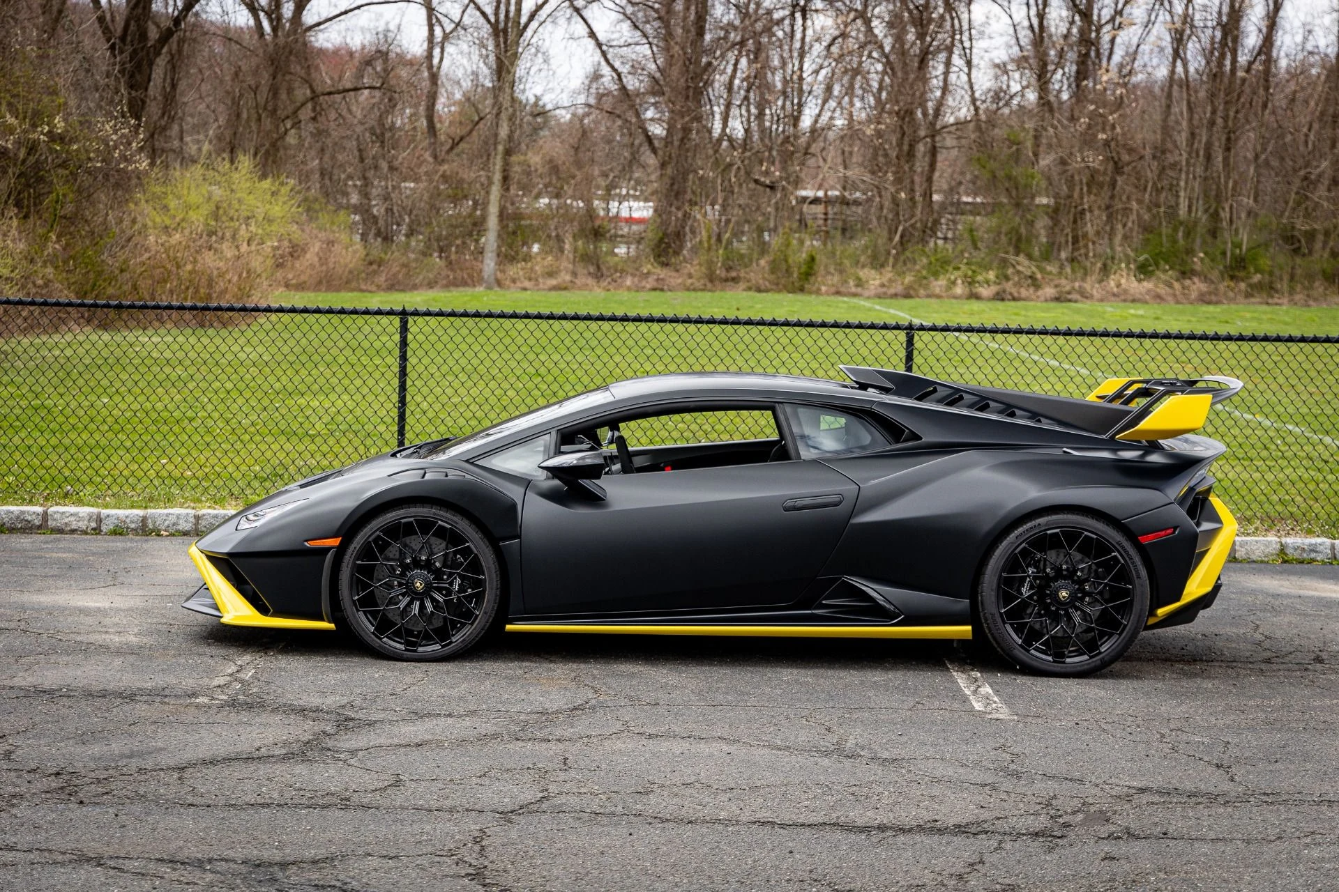 mph017_4089837257_Used_2023_Lamborghini_Huracan_STO_1724257778_30ffc53d09