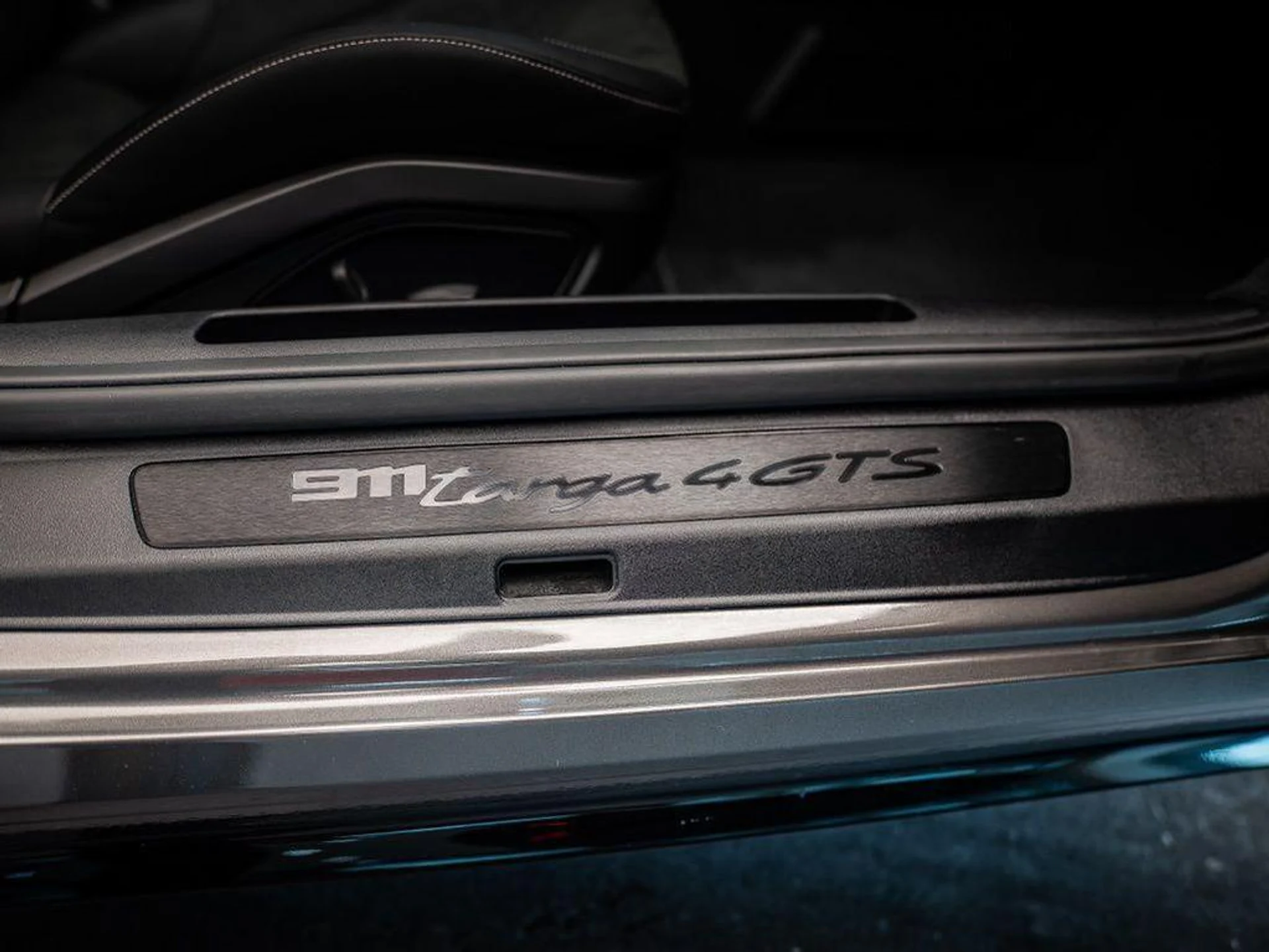 mph017_4090251040_nr51_E5myip7v11_R2_Rkqd_K0_Zrc_GM_a43b0edd57