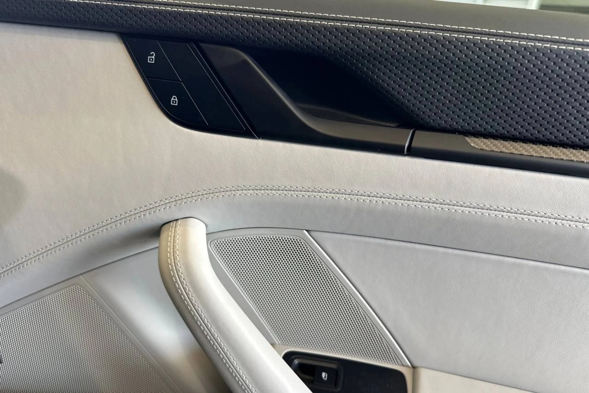 mph017_4095827494_1280_931874ef3f