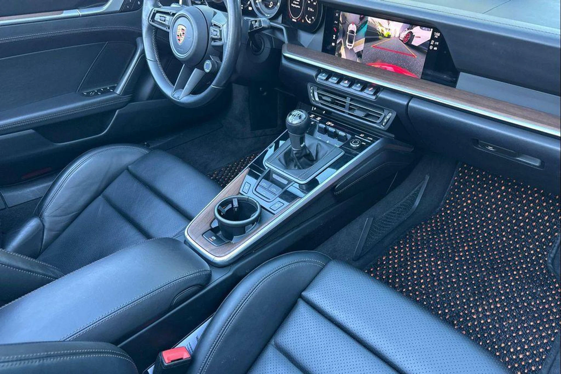 mph017_4097955420_t5_Rk_VC_1l23_E8_W_Xi_Roovli_R4_PN_Sw_aa8ccfabf6