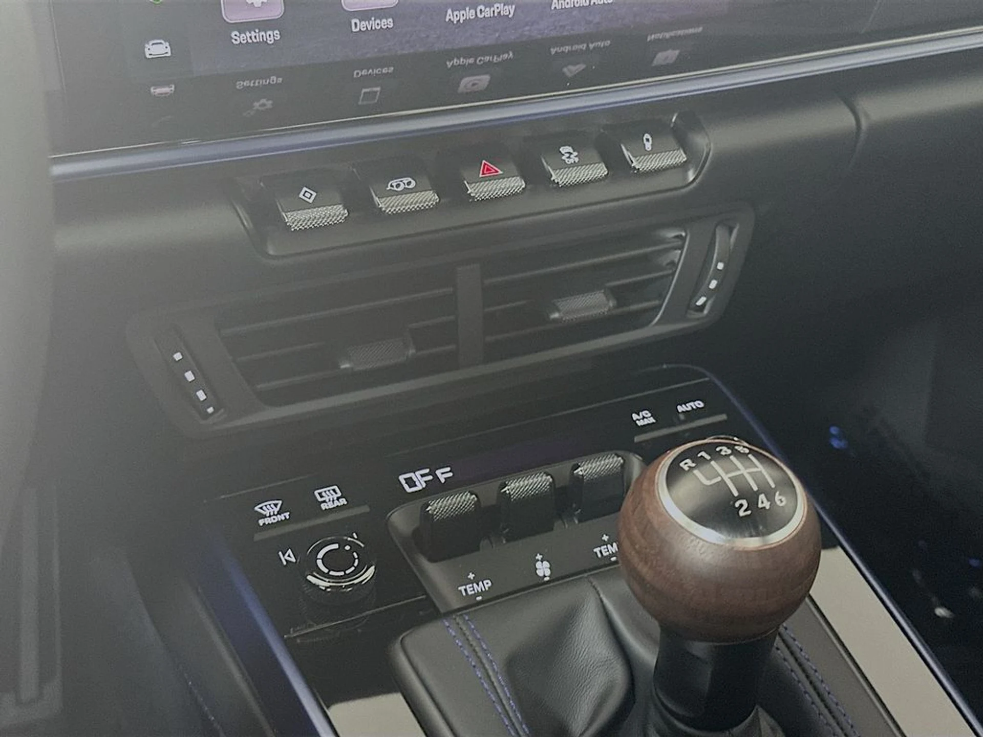 mph017_410163038_9b1dc5b6d56bb468c3a165aabc4371dax_7b59fd56b8