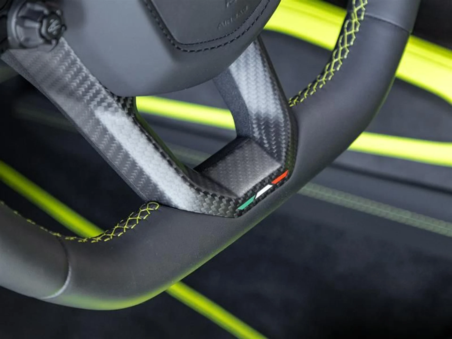 mph017_4101943223_cx05ahcg_15a7c7dfae