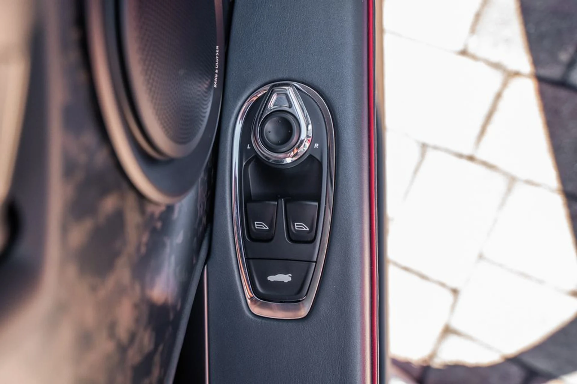 mph017_4102395451_d82a4fc2492de332e7165eb73068911dx_f767d3fc80