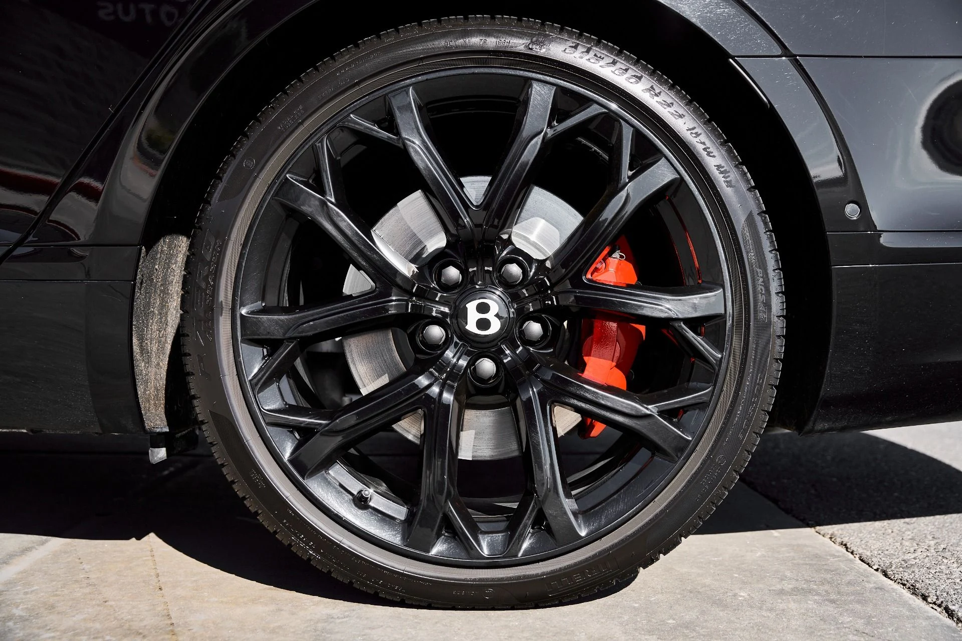 mph017_4106808851_Used_2023_Bentley_Flying_Spur_S_1770950646_de953dba44