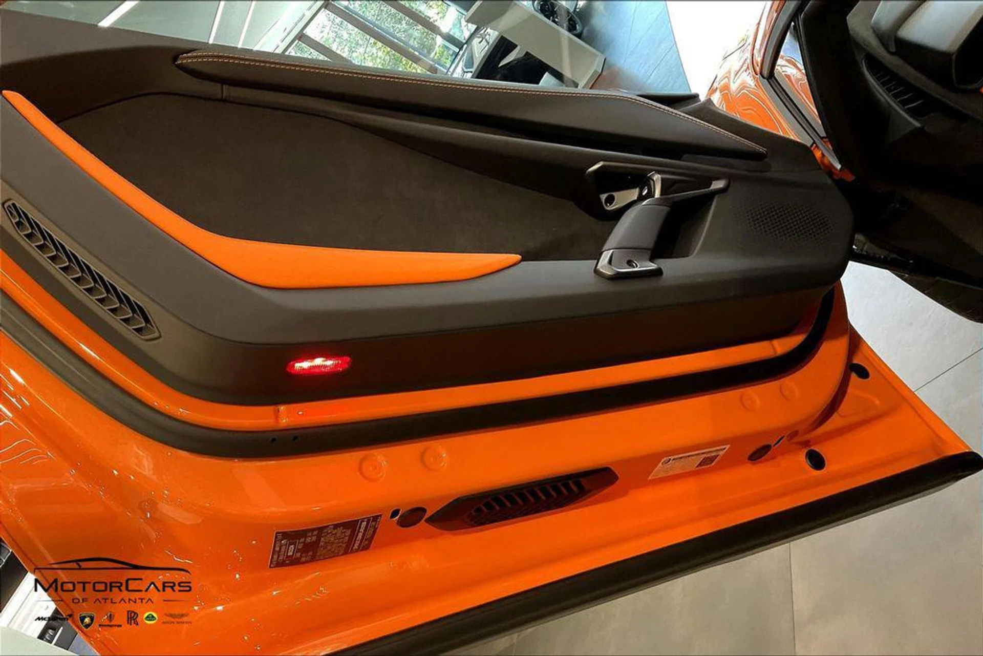 mph017_411033402_Y6m_Ji_F6d_Xlu8u_F86ont_CJ_7d_G_Kc_d6f10d092d