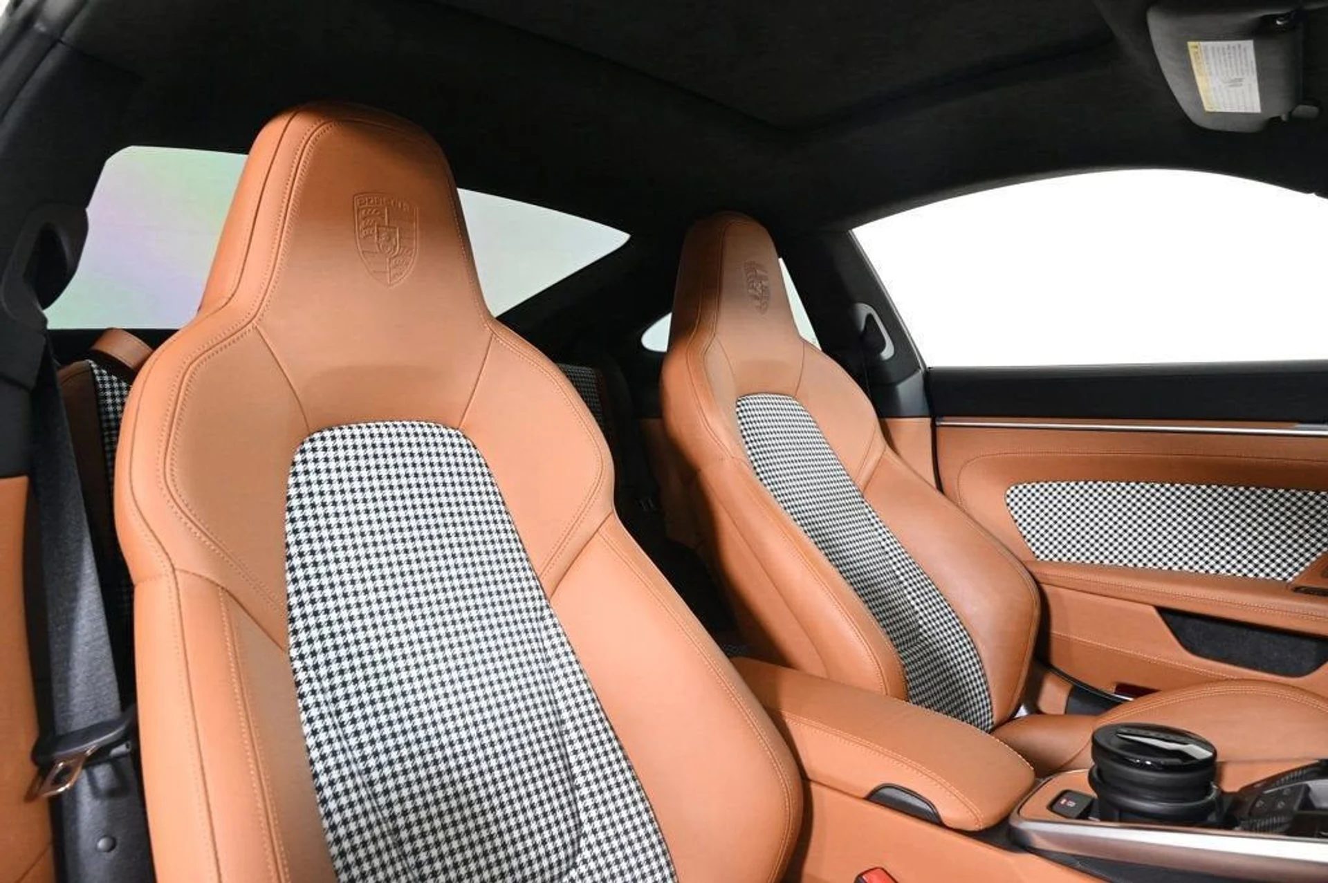 mph017_411781390_e3f54a60a40948308df6db7a6c58069d_b350a22871